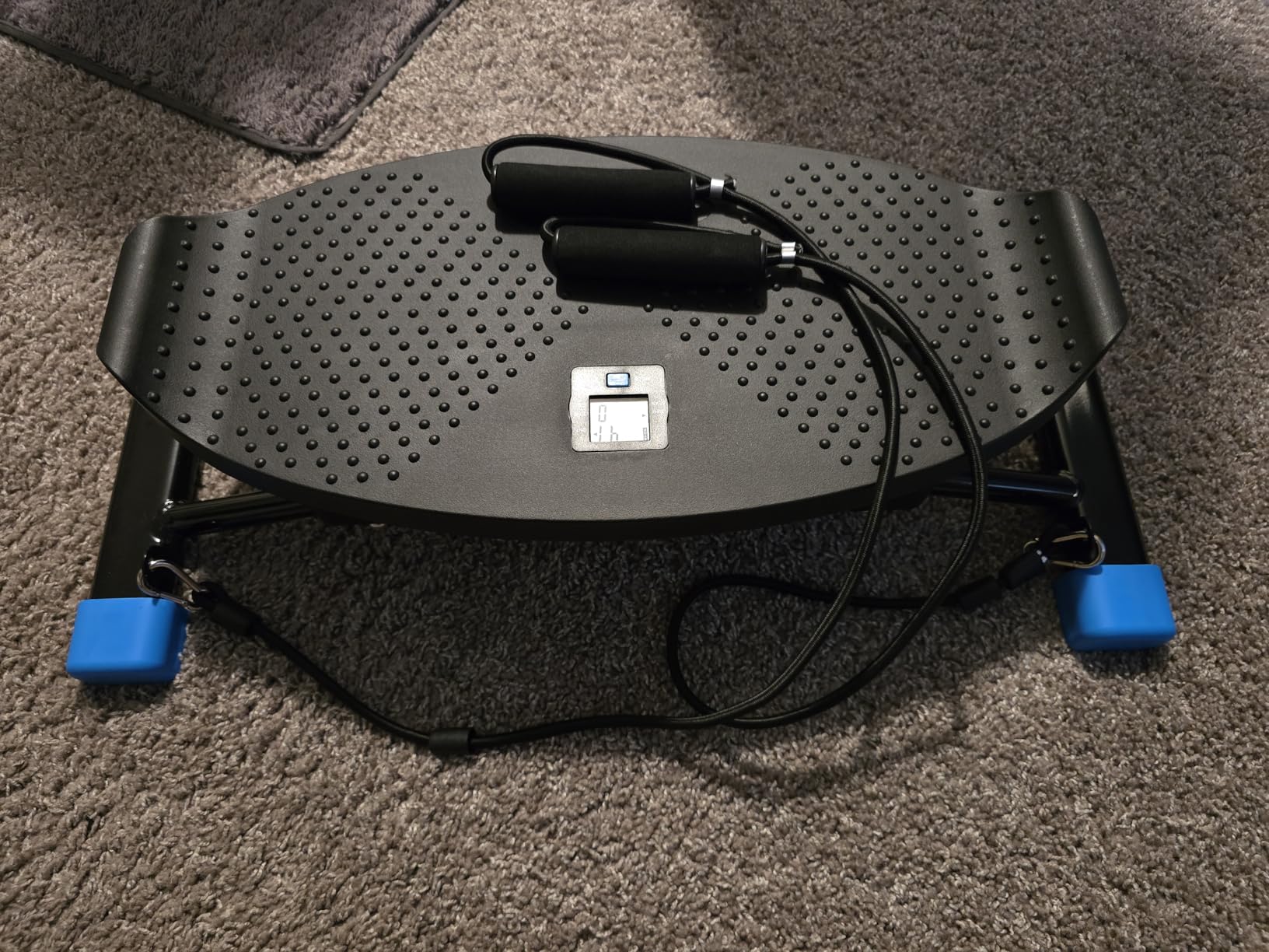 Balance Trainer Simulated Ski Machine, Resistance-Based Aerobic Portable Stepper customer photo 1