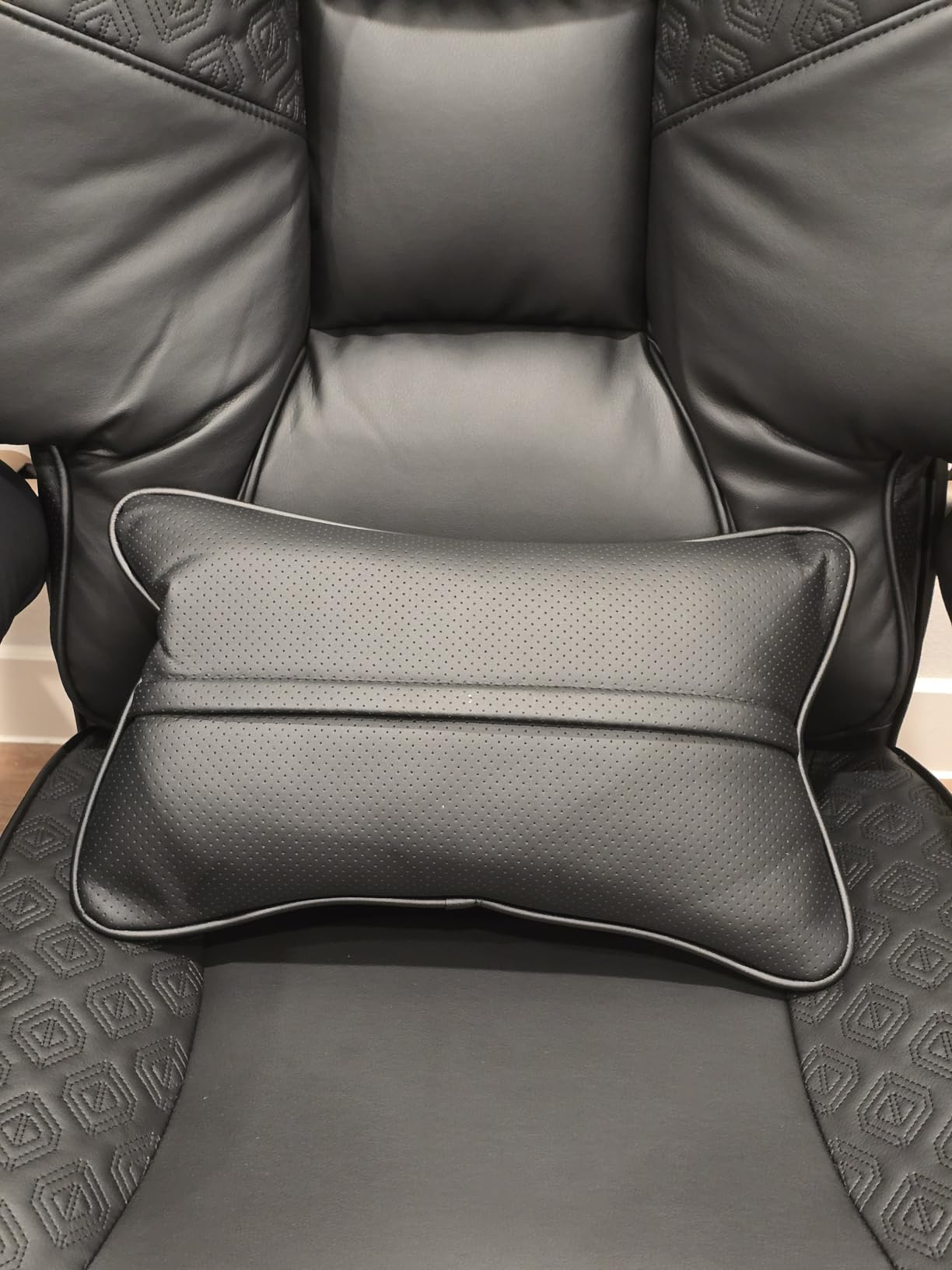 EXCEBET Big and Tall Executive Office Chair with Footrest, 400LBS Capacity Ergonomic High-Back Desk Office Chair with Lumbar Support, Padded Armrests & Thick Cushion, Brown PU Leather Chairs customer photo 1