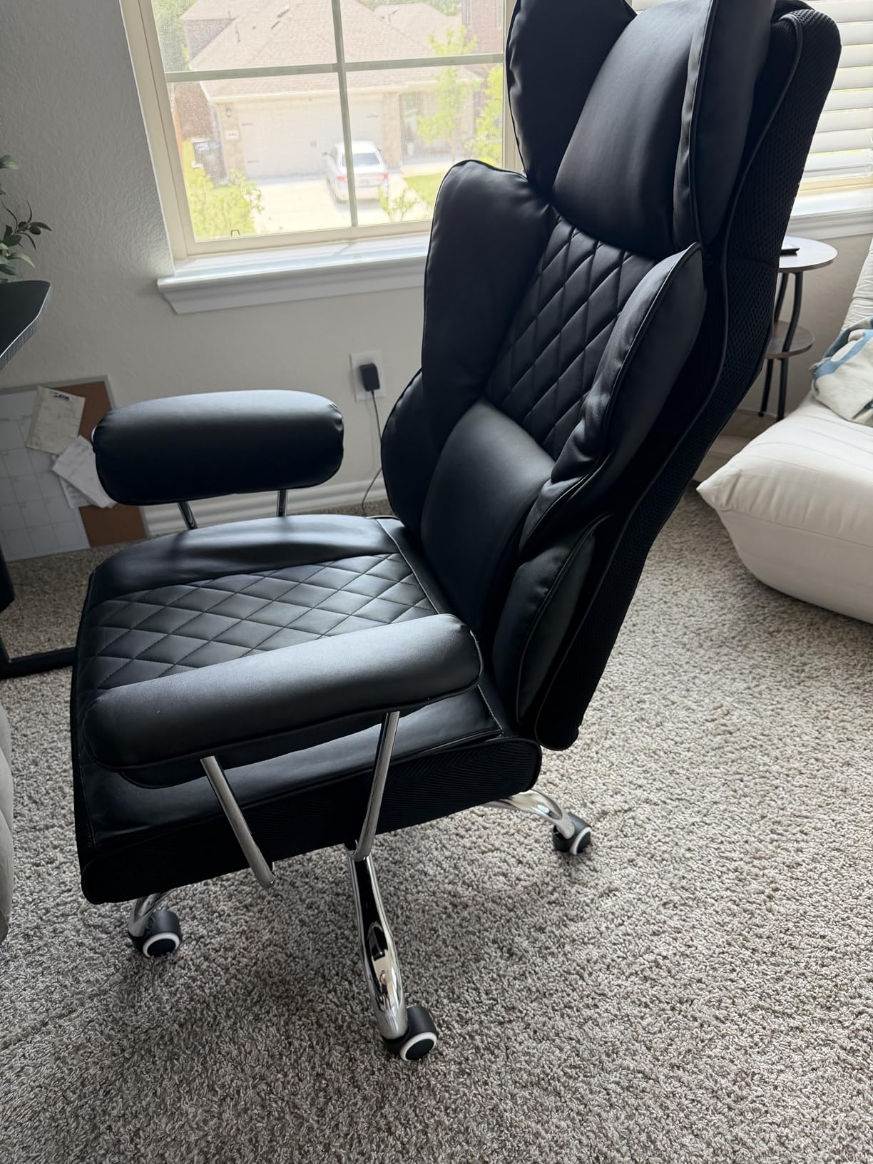 COMHOMA Big and Tall Office Chair, High Back Leather Gaming Chair with Footrest, Executive Ergonomic Office Chair with Pocket Spring Lumbar Support and with Outward Fixed Soft Armrests customer photo 2
