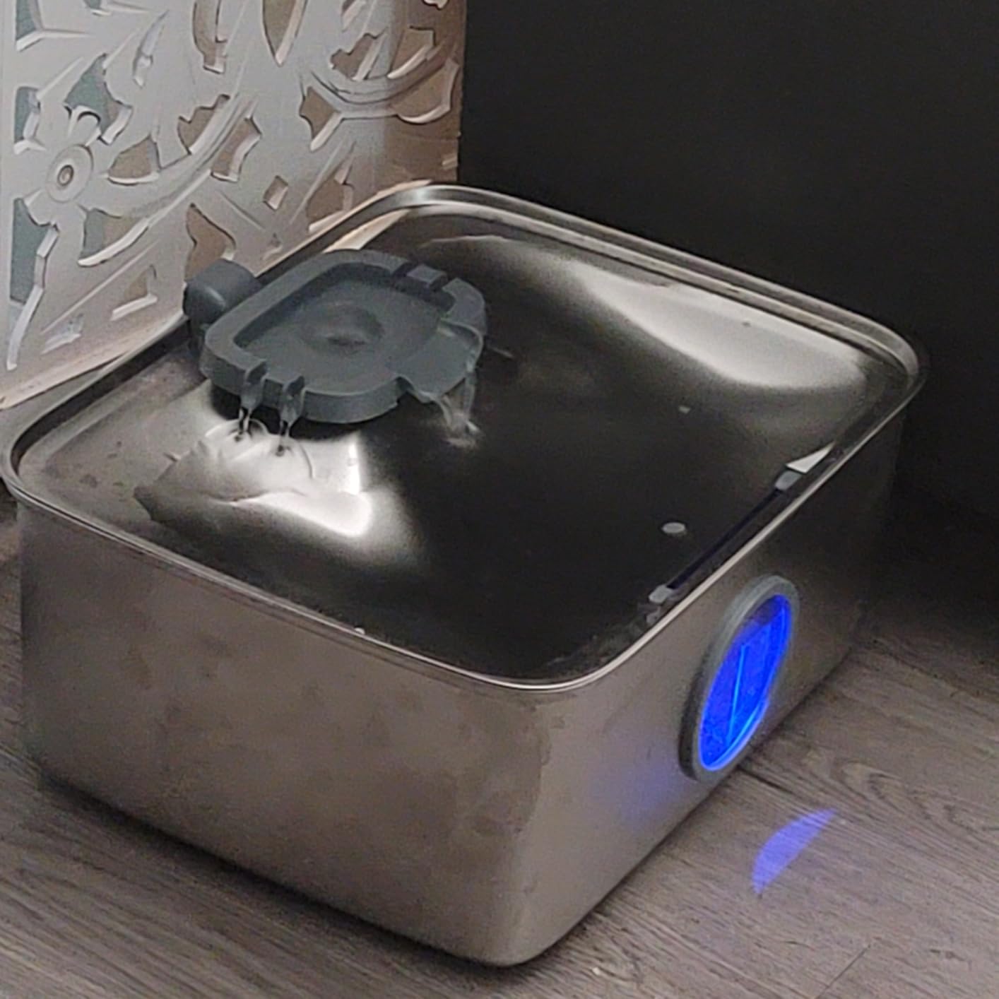 SIBAYS 4Gal/15L Dog Water Fountain, Stainless Steel Large Capacity Pet Water Fountain with Water Level LED Light, Automatic Quiet Dog Water Bowl Dispenser for Large Dogs & Multi-Pet Easy to Clean FS79 customer photo 2