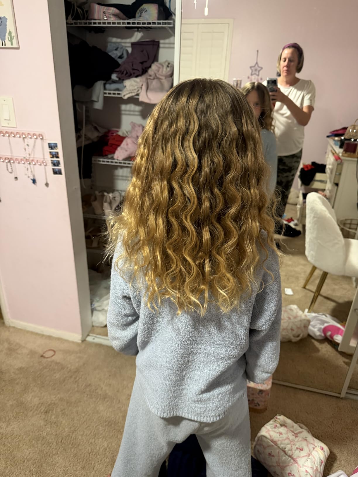 L'ANGE Hair SculptWaver Titanium Deep Wave | 1.3 Inch Hair Crimper for Effortless Beach Waves | 3 Barrel Hair Waver with Adjustable Heat | Dual Voltage & Smart Timer | Blush - Large customer photo 1