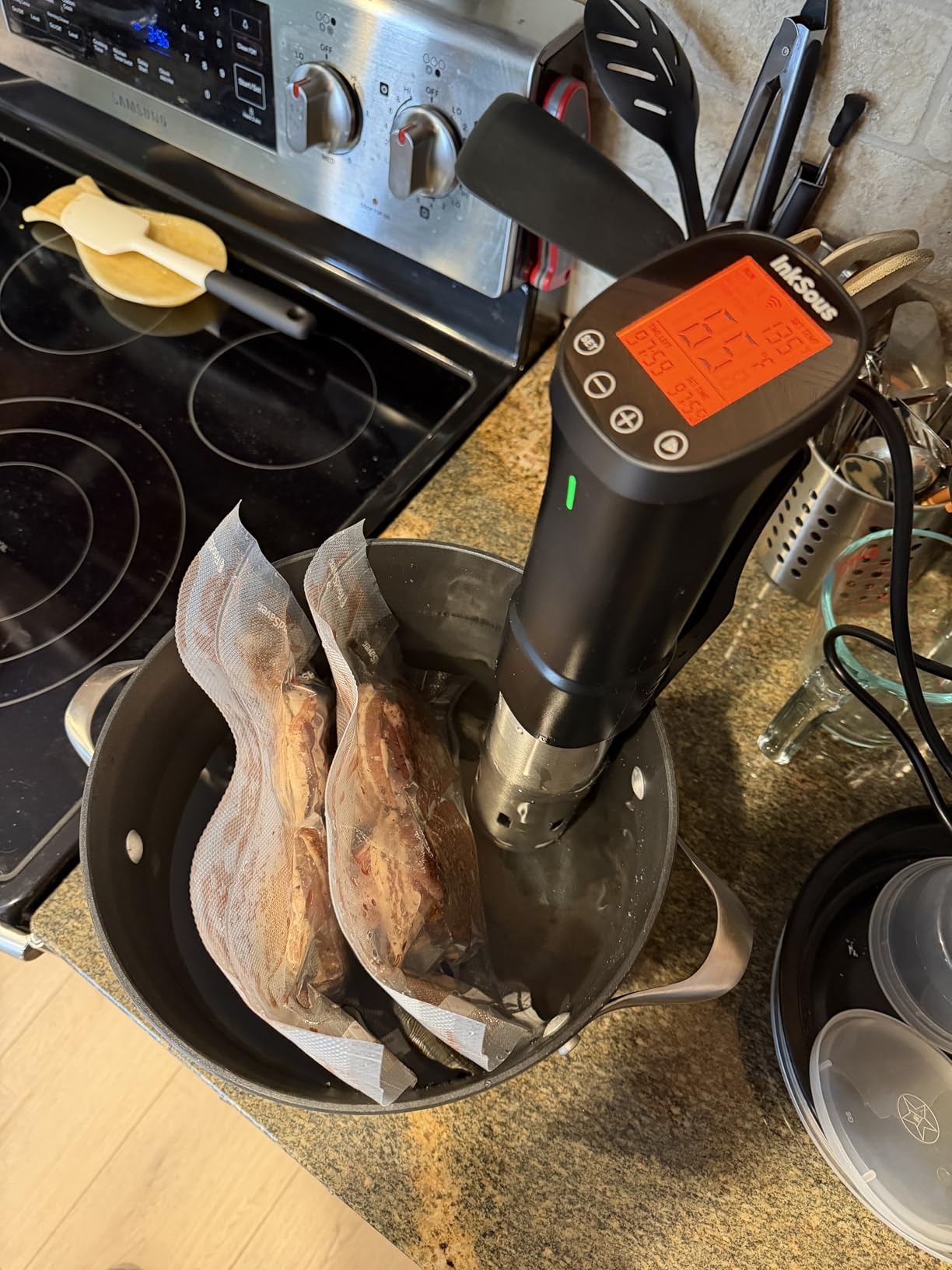 WIFI 2.4G Sous Vide Cooker 1000W Immersion Circulator with APP 14 Recipes, Alarm, Calibration & Timer, 3D Water Fast Heating Ultra-Quiet Sous Vide Machine ISSV-200-W customer photo 2