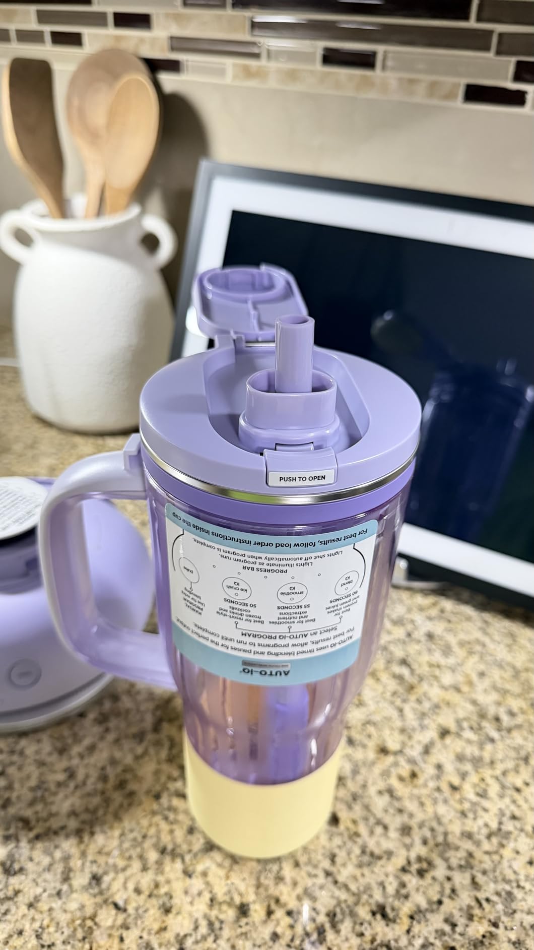 Ninja Blendboss Personal Blender for Smoothies & Frozen Drinks | 26oz Travel Tumbler with LeakProof Lid, Chug Spout & Detachable Straw | Auto-iQ Technology | DB351CY customer photo 1