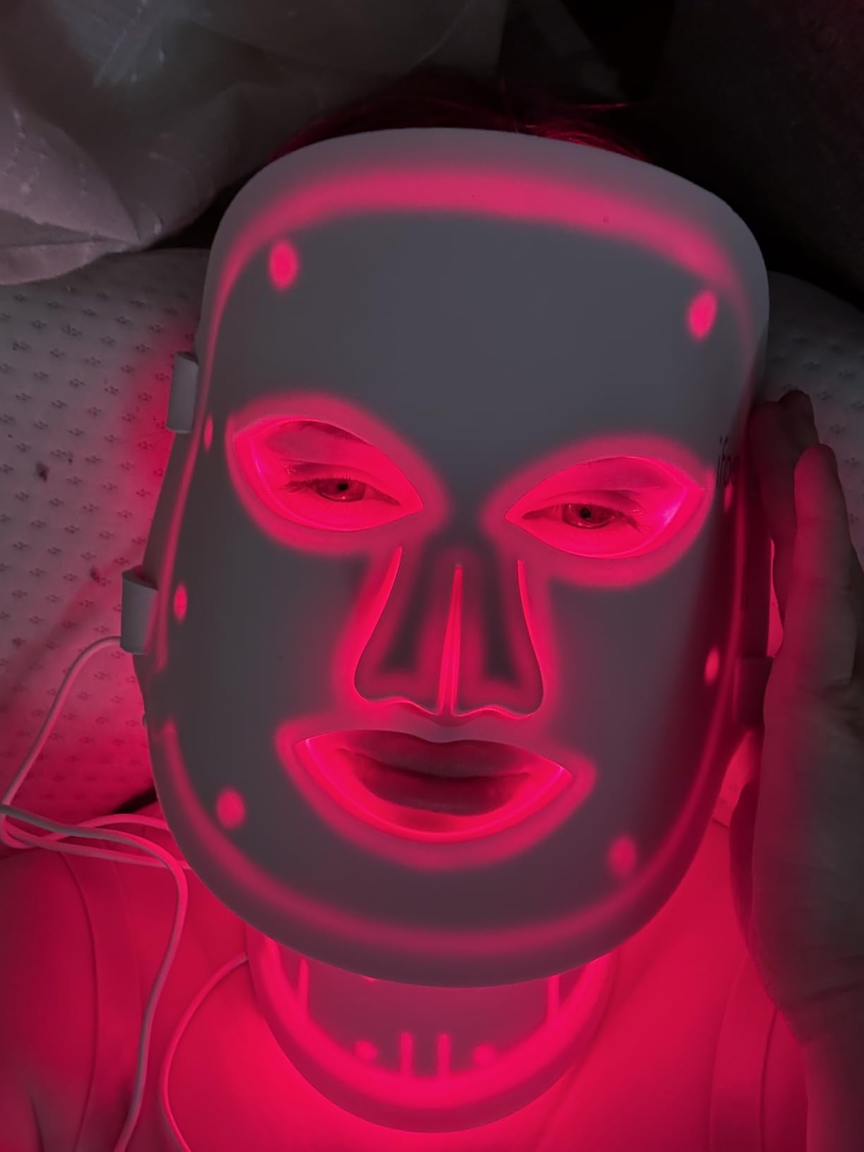 IFAE Red Light Therapy for Face and Neck, Red Light Therapy Mask with 850nm Infrared (NIR) Portable Led Face Mask with Eye Protection and Remote for True Anti-Wrinkles Skincare at Home Pink customer photo 1