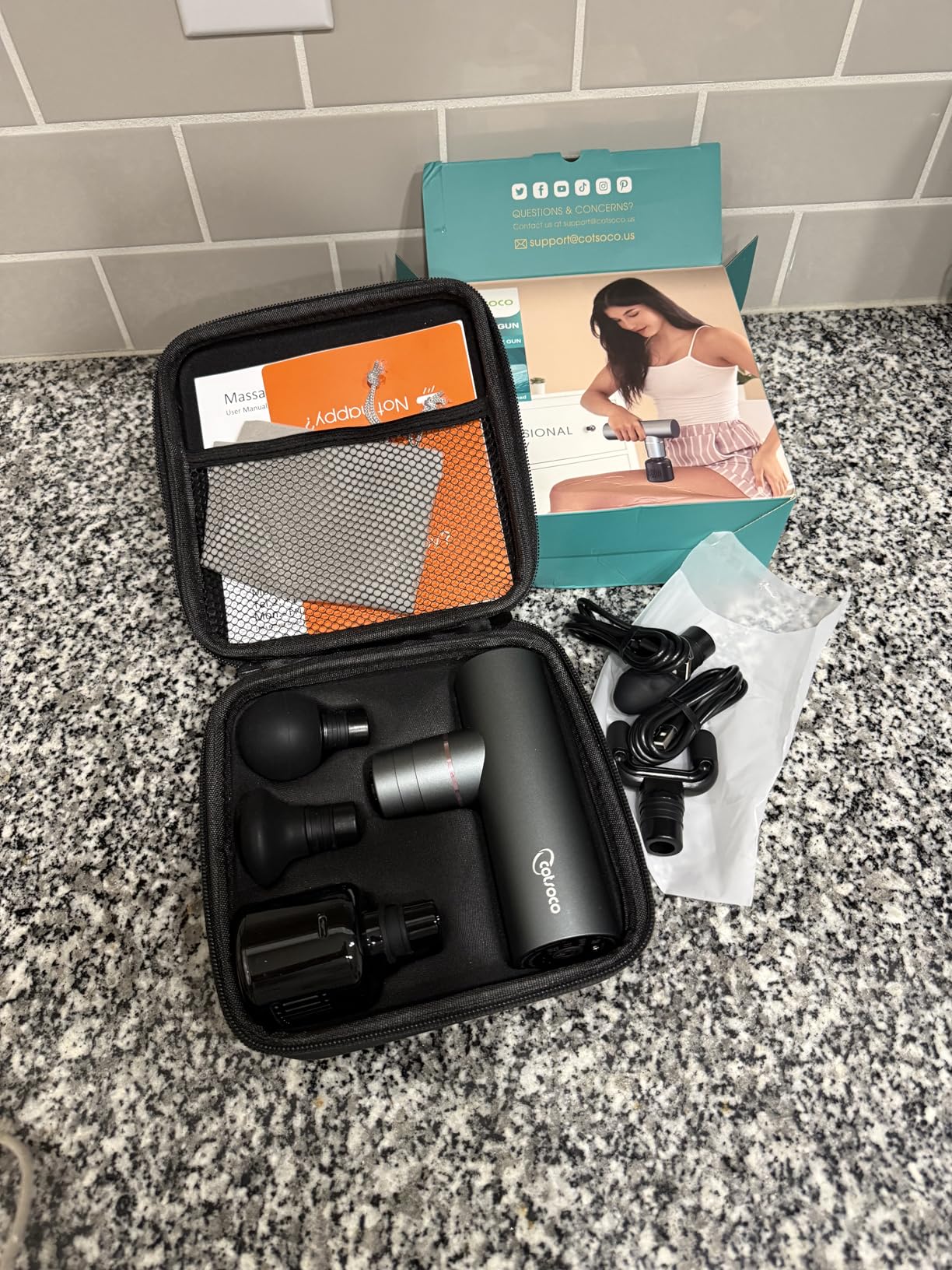 cotsoco Mini Massage Gun with Heat and Cold Therapy, Full-Metal Handheld Electric Massager Deep Tissue for Body Muscle Pain Relief, Silent Portable Percussion Massage Gun customer photo 2