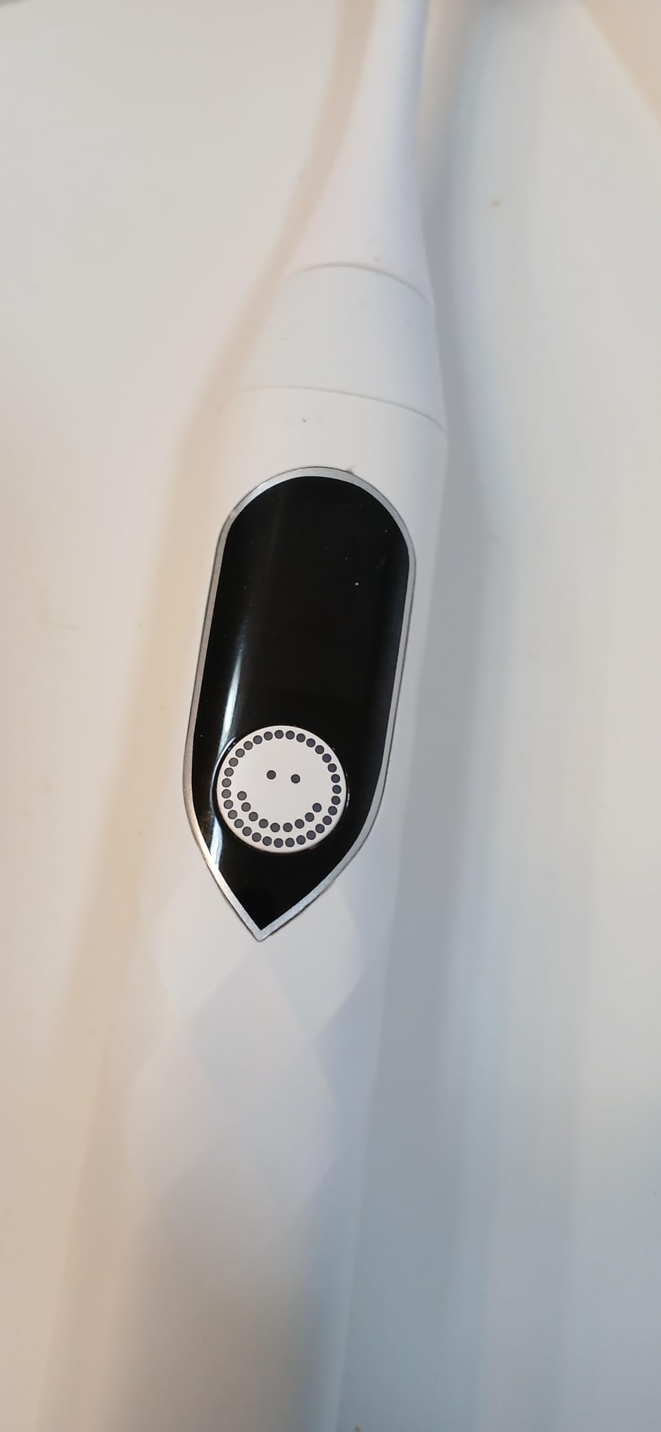 Burst Pro 2.0 Sonic Toothbrush for Adults (White) | Electric Toothbrush with Smart Pressure Sensor | Soft Bristles | 5 Modes/Refined Scoring System | USB-C Charging | Magnetic Wall Mount customer photo 1