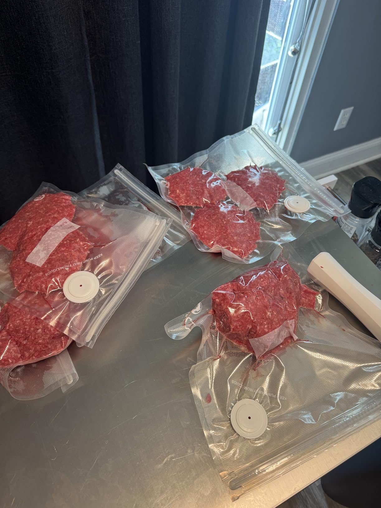 Portable Vacuum Sealer for Food Storage: 75kPa Suction Vacuum Sealer Machine - 4000mAh Rechargeable Battery for Home Kitchens Apartments RVs & Travel - Dry & Moist Food Modes, Built-in Cutter customer photo 1