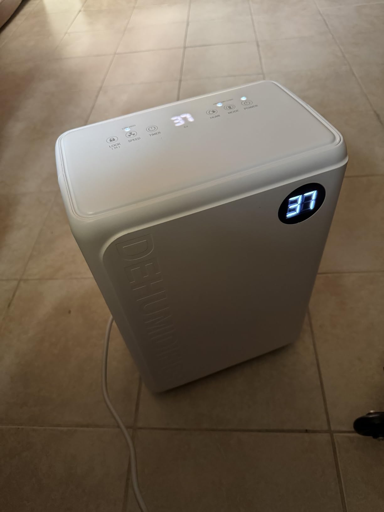 PLUSCENT 32 Pint Dehumidifier for Basement, 2500 sq.ft Dehumidifiers for Home with Drain Hose, 3 Modes, Auto Defrost, 24H Timer, Quiet Smart Humidity Control for Large Room, Bedroom, Bathroom, RV customer photo 1