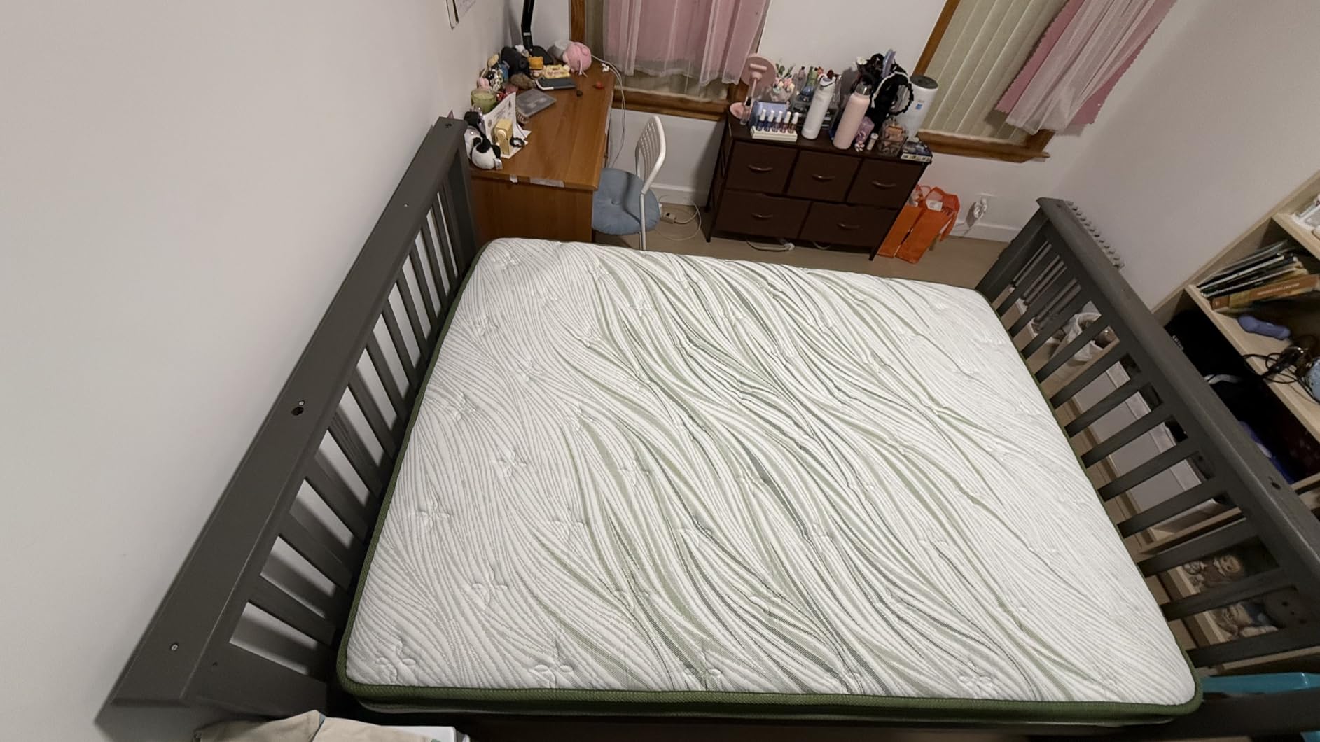 King Size Mattress 12 Inch, Hybrid King Memory Foam Mattress Medium Firm with 7-Zone Pocketed Coils for Back Pain Relief, Bamboo Mattresses in a Box, Assembled in USA, CertiPUR-US, Motion Isolation customer photo 1