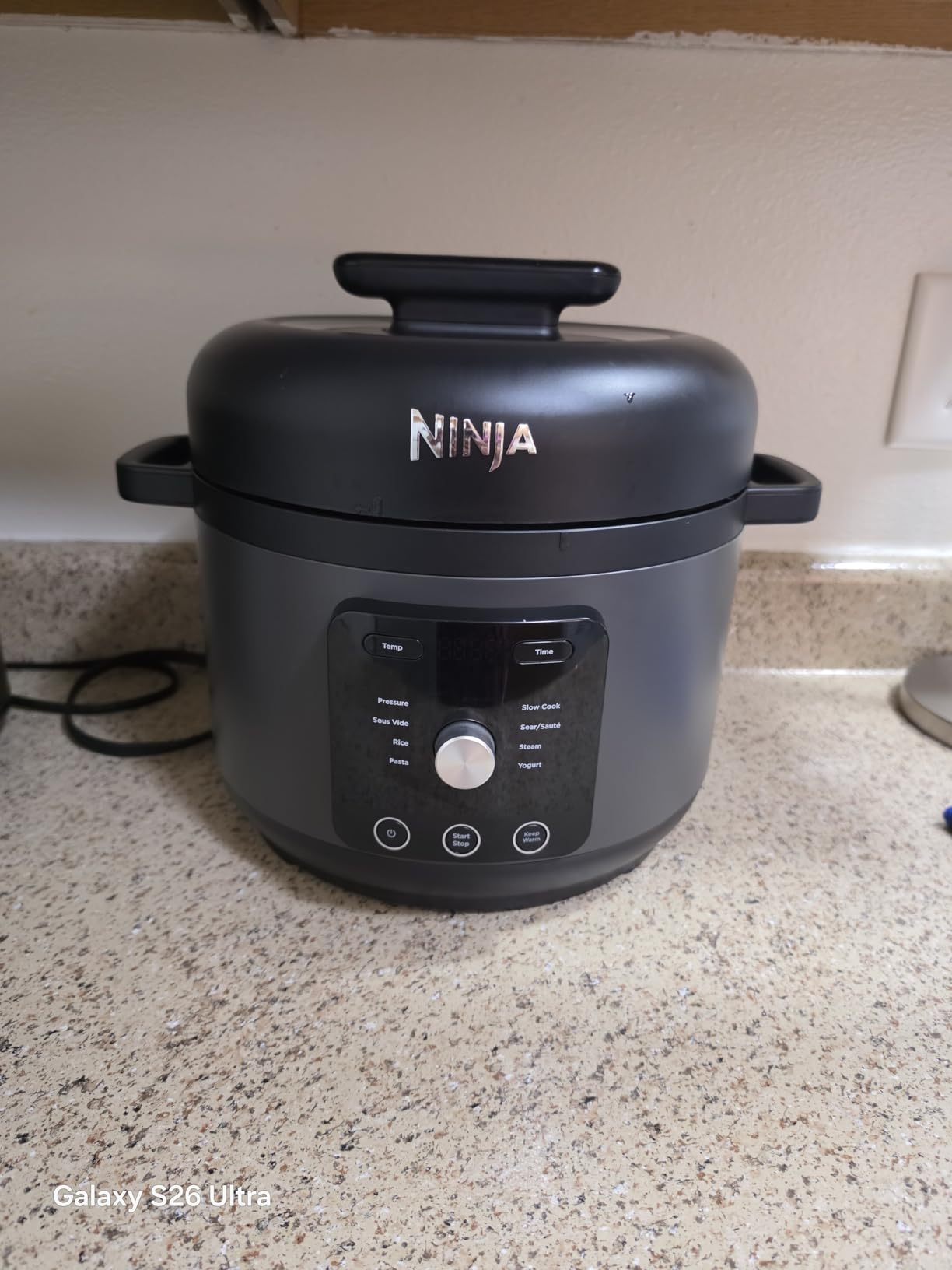 Ninja HyperHeat 9-in-1 Electric Pressure Cooker | 6.5 Qt Multi Cooker with Sear/Sauté, Slow Cooker, Rice Cooker, Sous Vide | 1200W | Fast Cooking, PFAS-Free Pot | Dark Gray | PC201GY customer photo 2