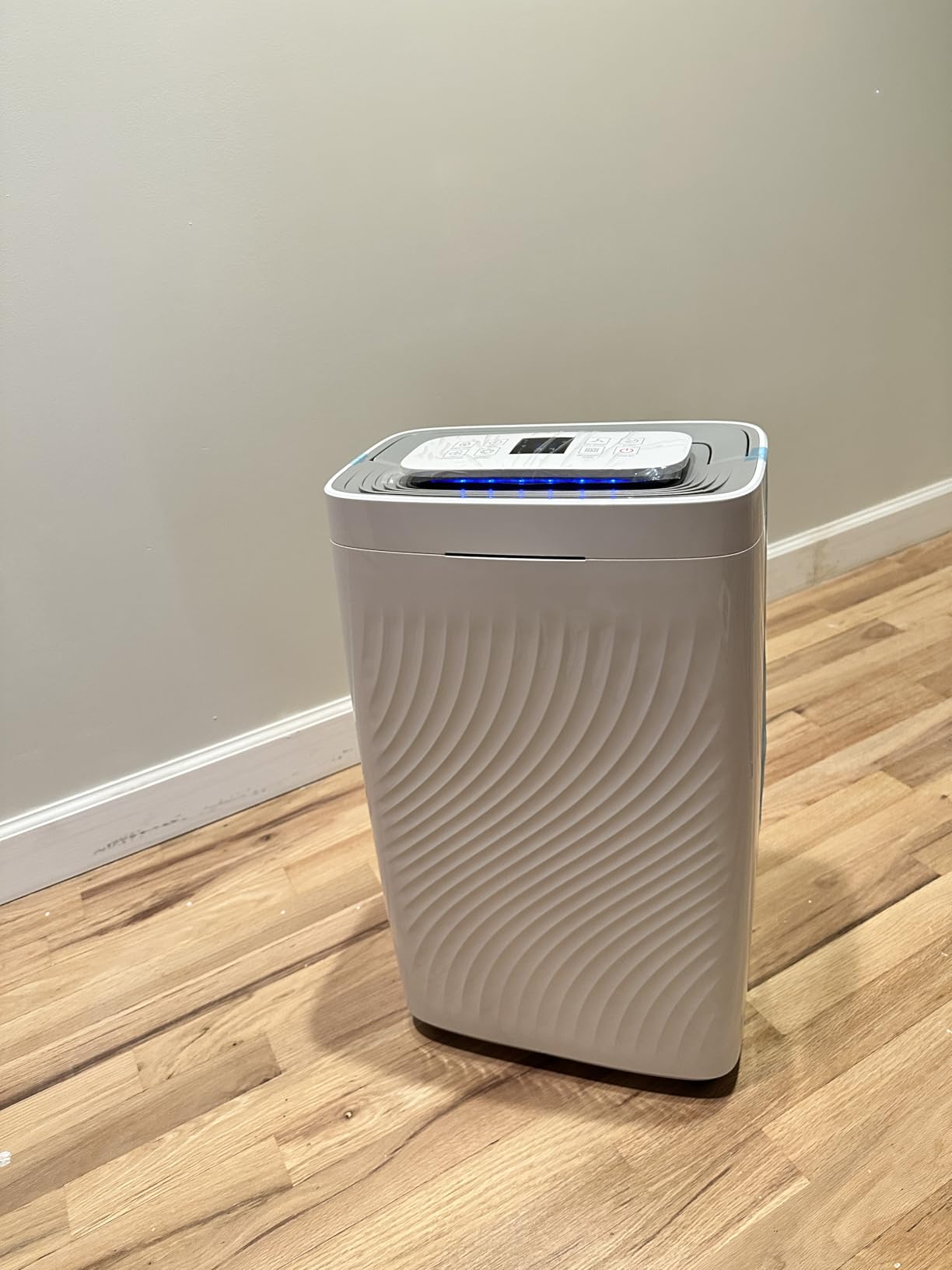 5500 Sq.Ft Dehumidifier for Basement with Drain Hose, Max 80 Pints/D (Standard 50Pint/D), Most Efficient Energy Saving 2026 Dehumidifier Features Air Purifier Combo, Ideal for Large Room, Home, Garage customer photo 2