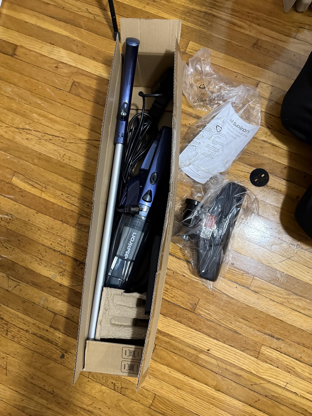 Aspiron Canister Vacuum, 1600W/40KPA Canister Bagged Vacuum, 4QT Dust Bag, H13 HEPA Filter, 5 Tools, Pet-Friendly, Variable Power Control, for Carpets, Hardwood Floors, Stairs, Pet Hair, Household customer photo 2