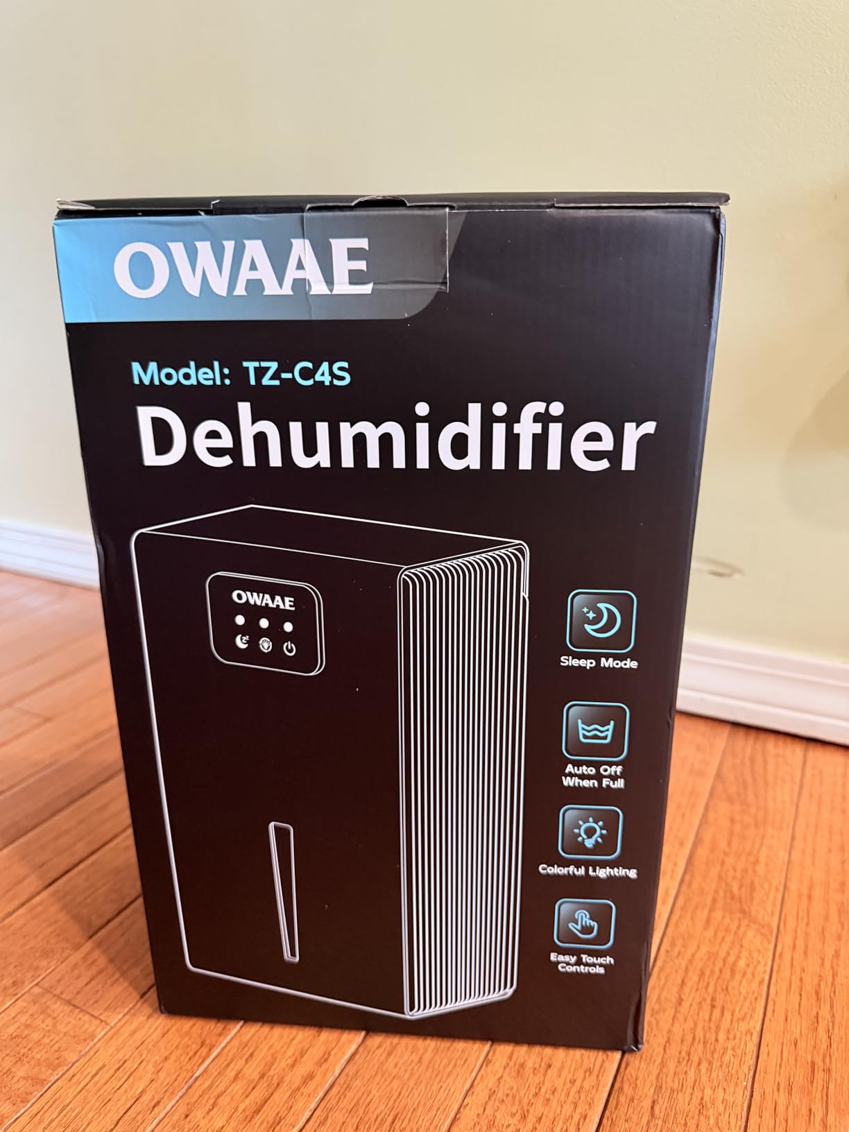 Dehumidifier, 1000 sq.ft Quiet Dehumidifiers for Home Bedroom Basement Bathroom with 95oz Water Tank, Sleep Mode, Auto Shut-Off 7 Colors LED Light, Black customer photo 2