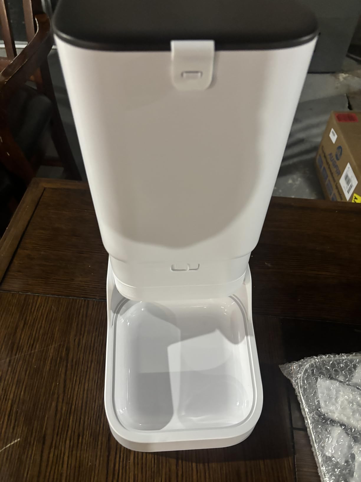 Automatic Cat Feeder with Camera - 7L/29 Cups Auto Dog Feeder with Large Food Tray & 1080P Night Vision, Elevated Bowl, 2-Way Audio, 10s Voice Recording, 5G WiFi Timed Cat Food Dispenser, 1-15 Meals customer photo 2