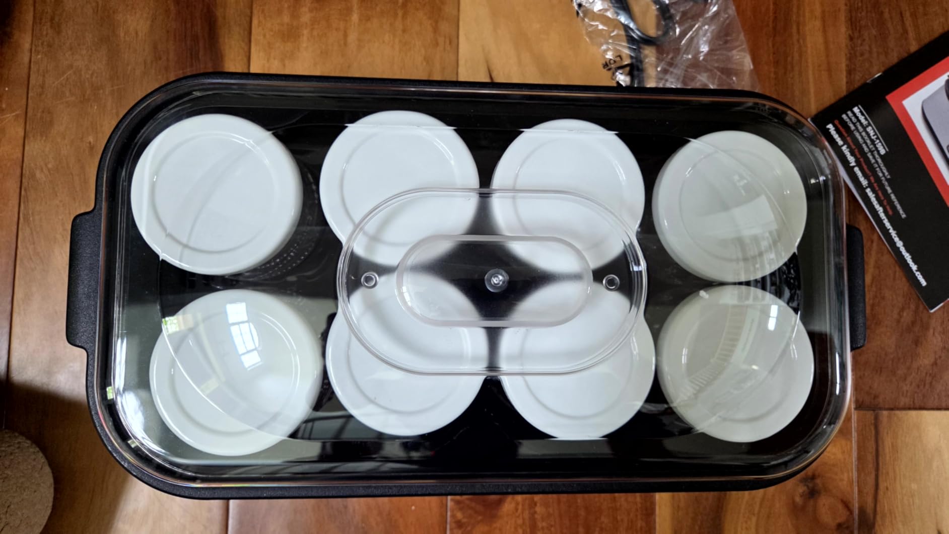 HOPERAN Yogurt Maker with Adjustable Time and Temp Control, Yogurt Maker Machine with Automatic Shut-Off & Constant Temper for Homemade Probiotic, Greek Yogurt, BPA-Free 48 oz 8 Jars (Silver) customer photo 2