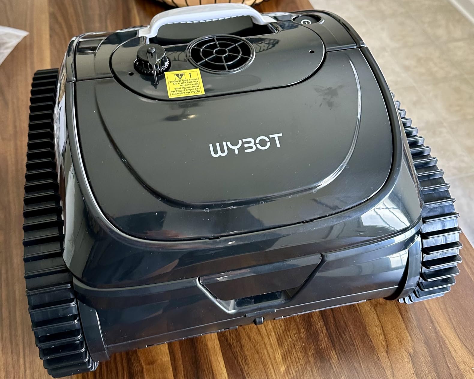 WYBOT C1 Robotic Pool Cleaner, 4-in-1 Cordless Pool Vacuum for Inground Pools & Above Ground Pool Up to 150 Mins Runtime, Upgraded Power Suction with Smart APP Control Navigation (Lake Green) customer photo 2
