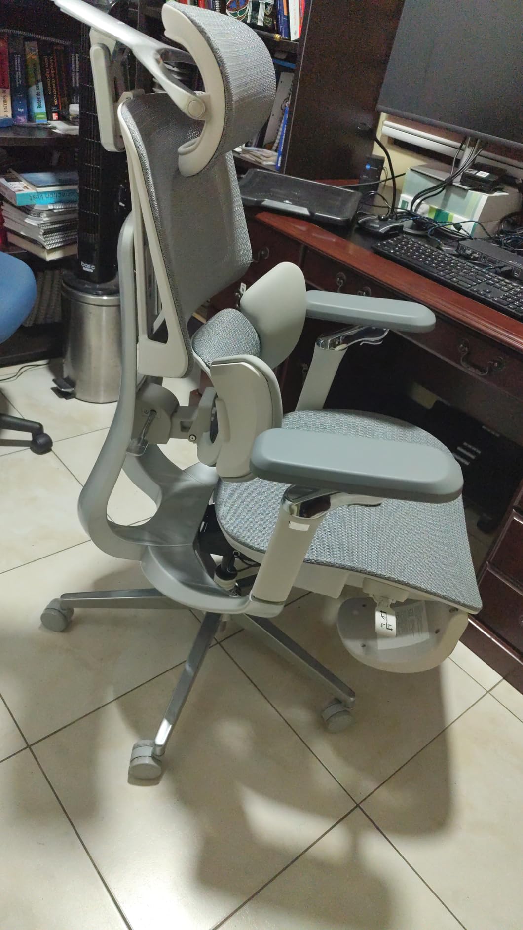 Hbada E3 Air 2026 Ergonomic Office Chair, 3-Zone Lumbar Support, Comfy Home Office Chair with Auto Recline, 4D Headrest & Armrests, 140 Degree Tilt for Work & Relax, Black customer photo 1