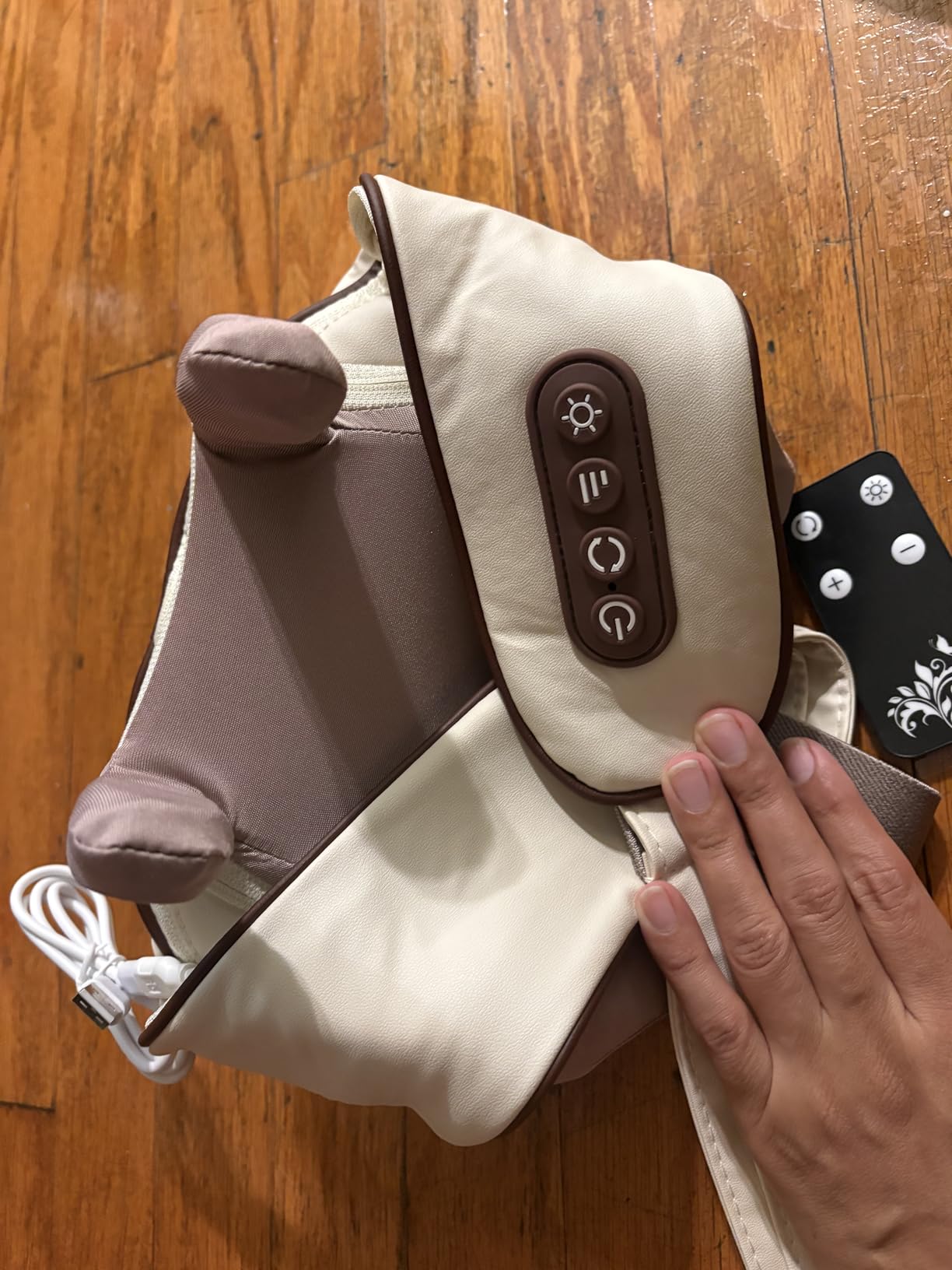 KppeX 4D Deep Cordless Neck Massager Pillow, Shiatsu Shoulder Massager, Leg and Back Pain Relief Tissue Kneading, Gifts for Men or Women (Onion White) customer photo 2
