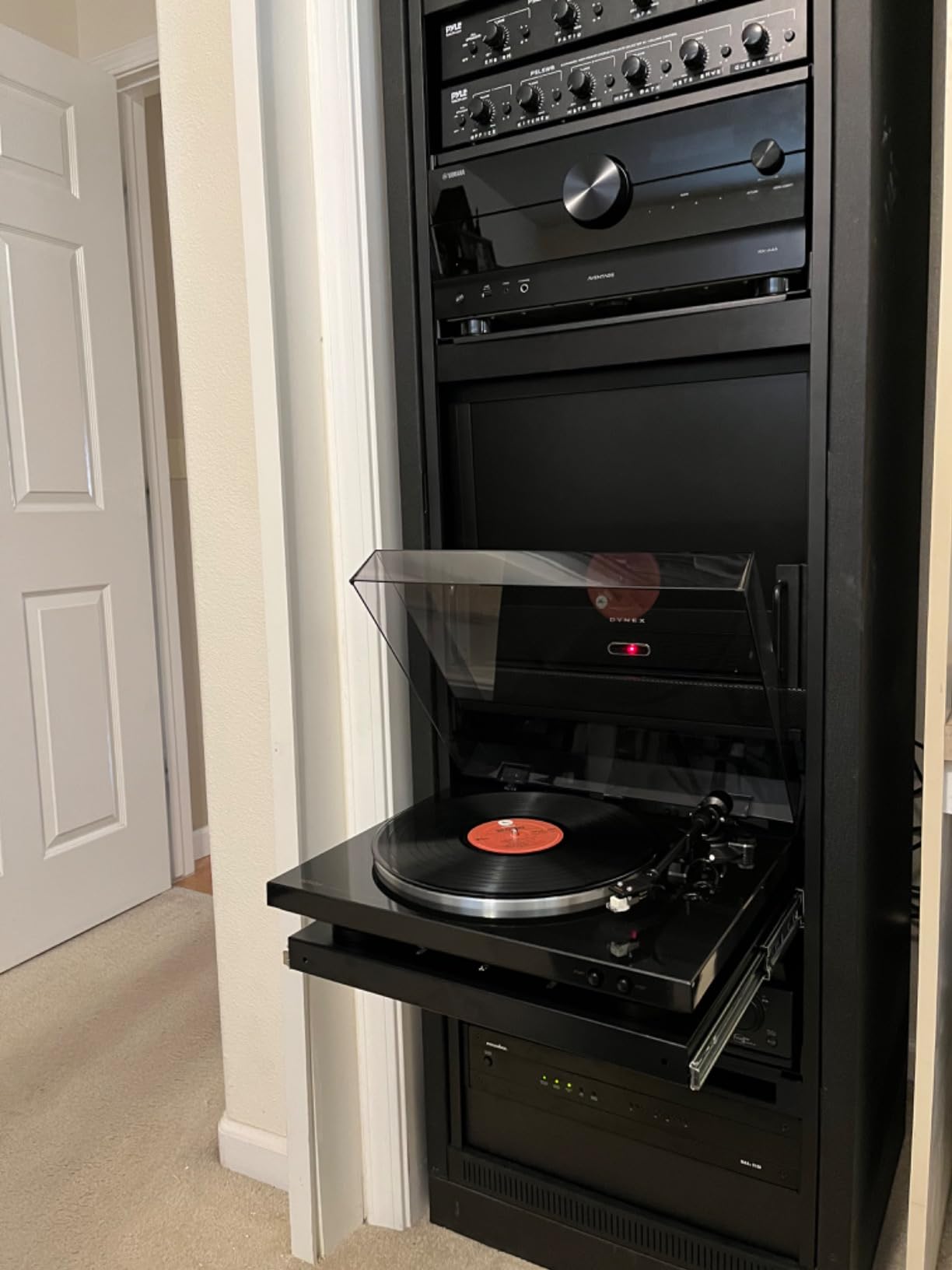 Denon DP-300F Fully Automatic Analog Turntable & Vinyl Record Player with Built-in Phono Equalizer | Turntables for Vinyl Records | Unique Tonearm Design | Hologram Vibration Analysis | Slim Design customer photo 2