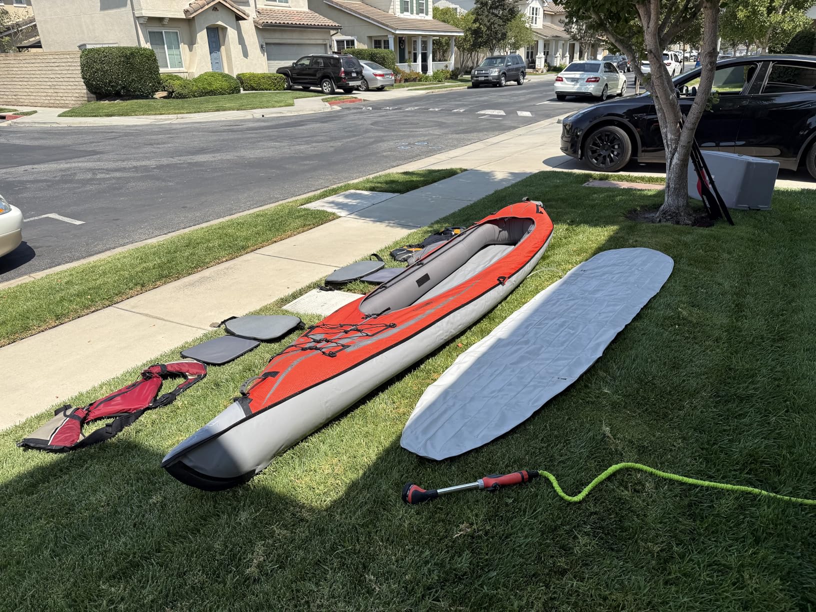 Advanced Elements AdvancedFrame Convertible 2 Person Kayak with Pump - Red/Gray customer photo 2