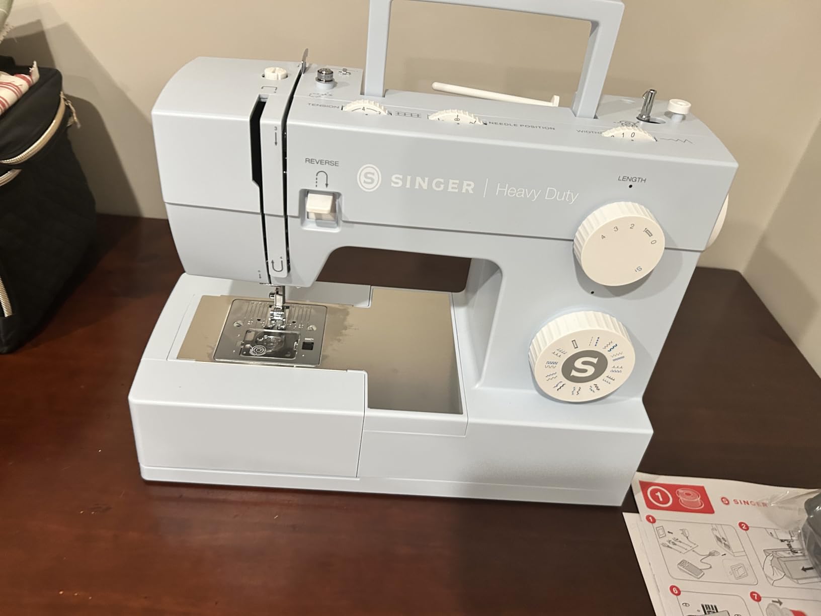 SINGER Heavy Duty 4423 (Grey) High Speed Sewing Machine + Accessories | 23 Built-In Stitches Deliver 97 Stitch Applications | 50% More Power, 1100 Stitches/Min | Metal Frame, 1-Step Buttonhole customer photo 1