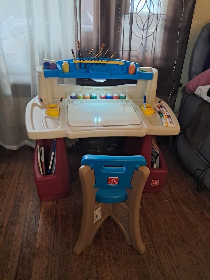 Step2 Deluxe Art Master Desk, Kids Activity Table & Chair, Arts & Crafts Desk, Made of Durable Plastic, For Toddlers 3+ Years Old customer photo 1