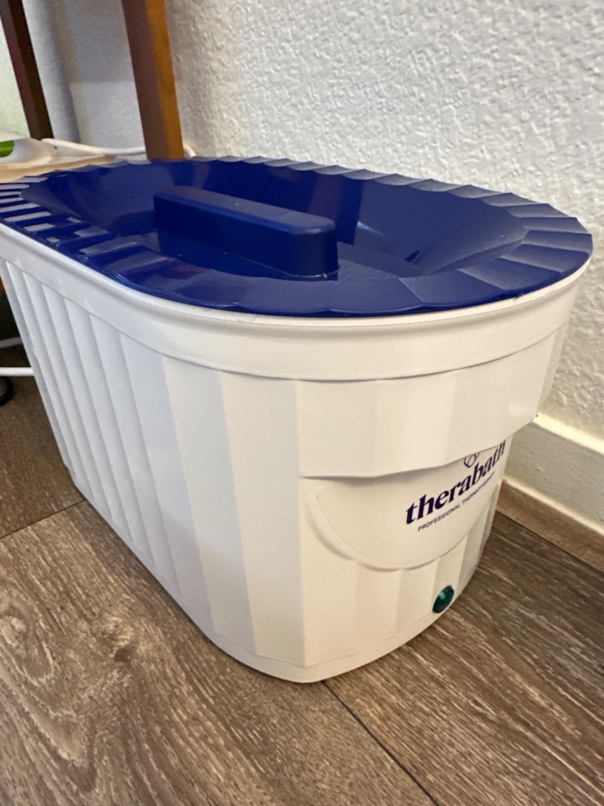 Therabath Professional Thermotherapy TB6 Paraffin Wax Bath - Heat Therapy for Hands, Feet, Face & Body - Made in USA customer photo 1
