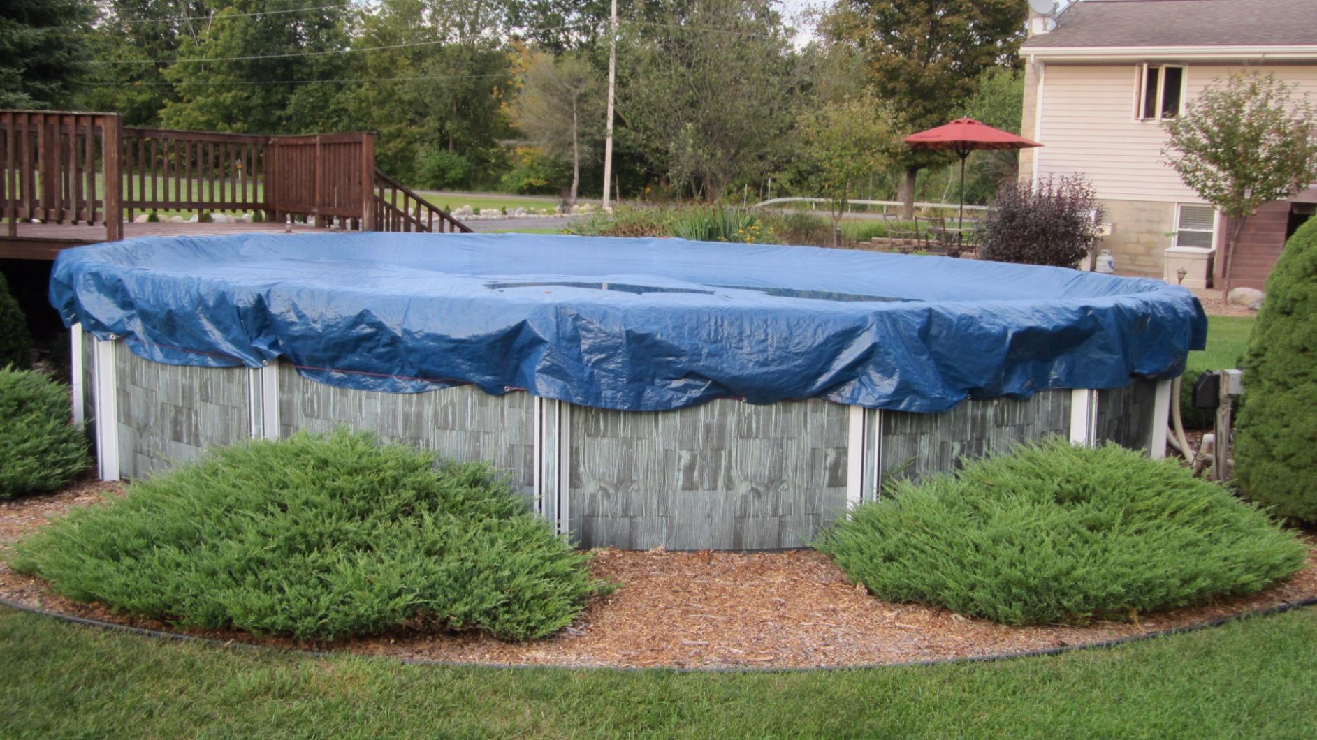 Robelle 24 ft Heavy Duty Blue Winter Pool Cover for Above Ground Pools, 4 ft Overlap (28 ft Cover Size), Solid 8 x 8 Scrim, 2.36 oz/yd2, 10-Year Warranty customer photo 1