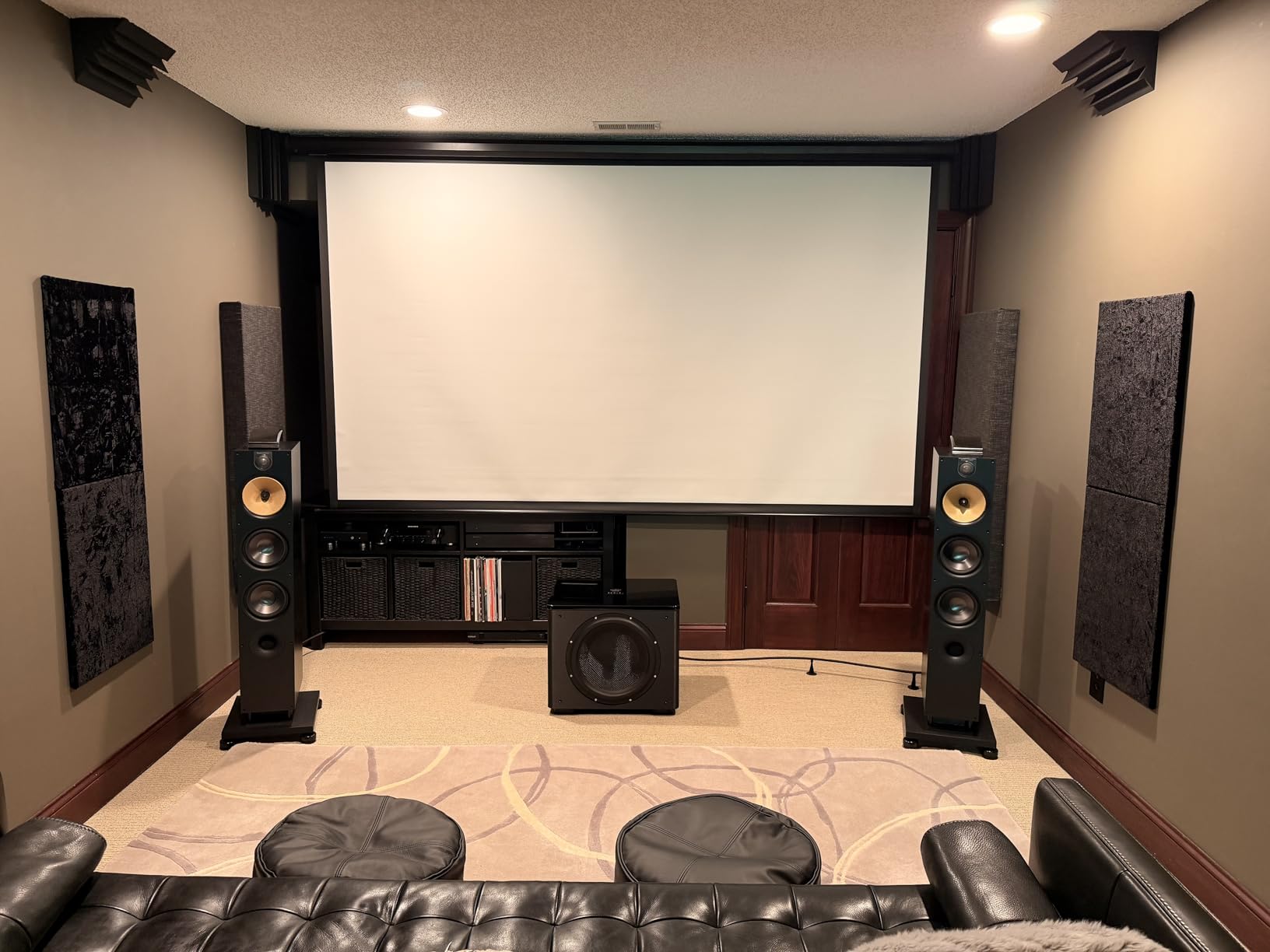 Elite Screens Spectrum Swift-RC1 150