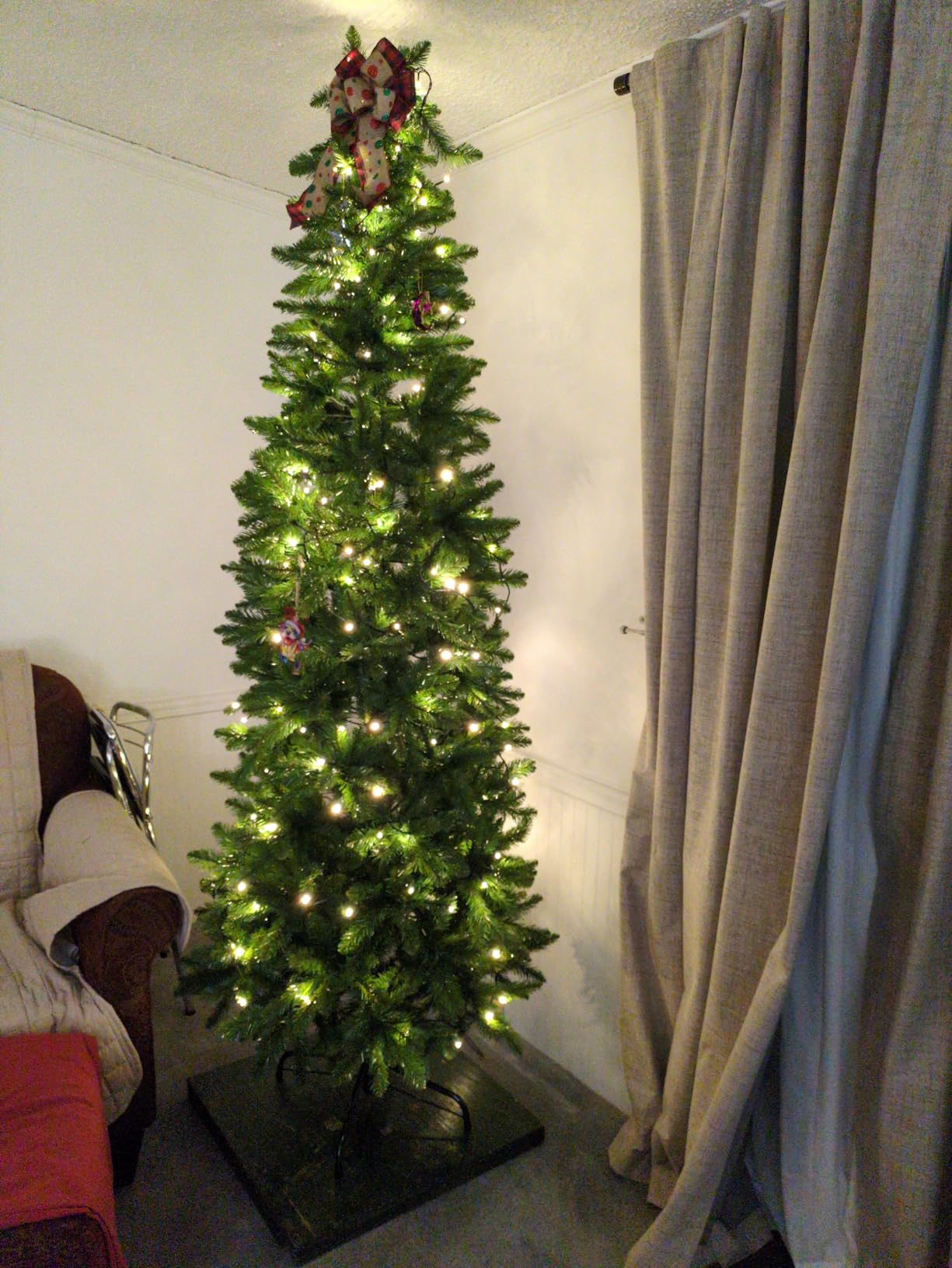 National Tree Company 7.5 ft Unlit Kingswood Fir Slim Artificial Christmas Tree, 1,075 Tips, Includes Stand, Green customer photo 2