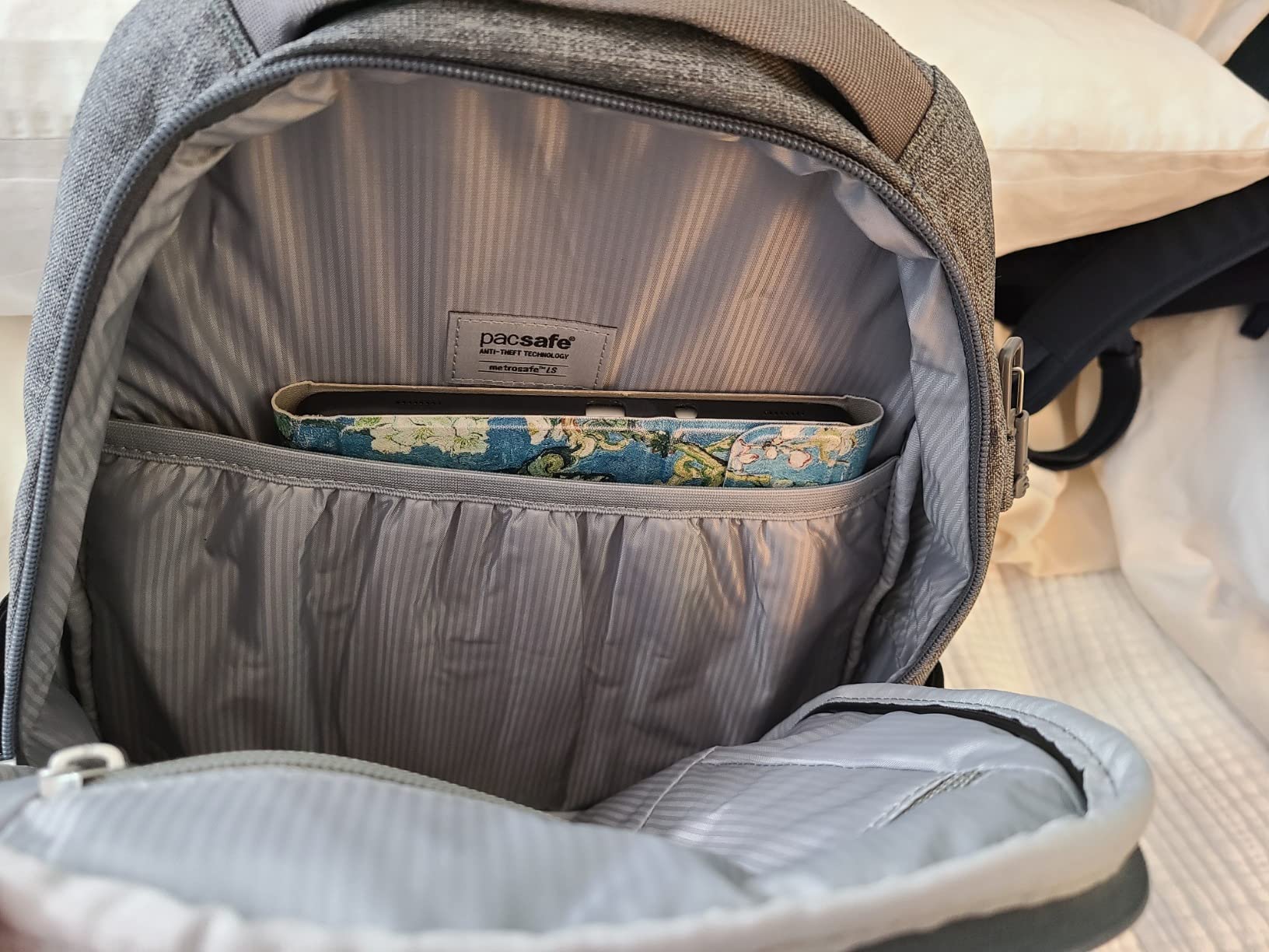 Travelon Anti-Theft Classic Backpack customer photo 1