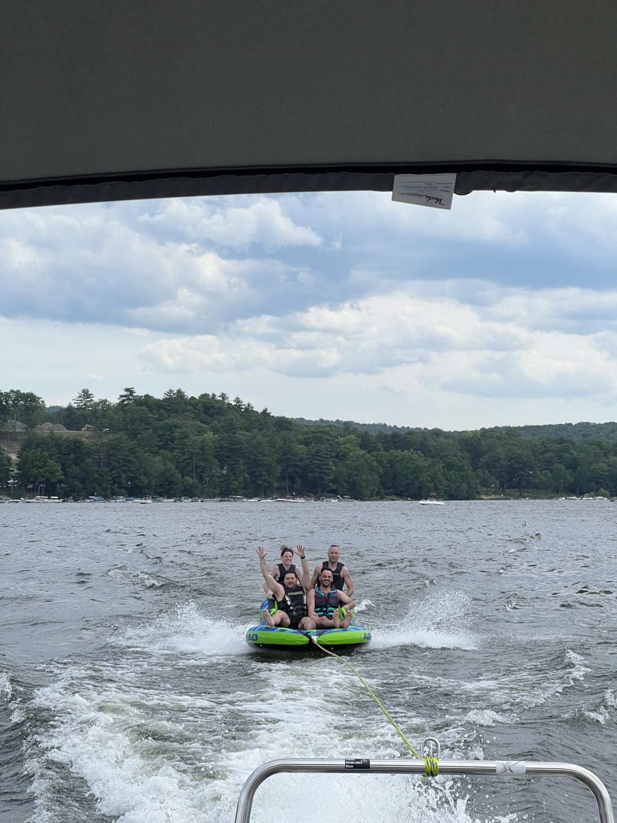 Airhead Switch Back Towable Tube for Boating, 1-4 Rider Inflatable Boat Tube for Water Tubing, Dual Seating Positions with Backrest & Side Panels, Full Nylon Cover, Kwik-Connect, Speed Safety Valve customer photo 1