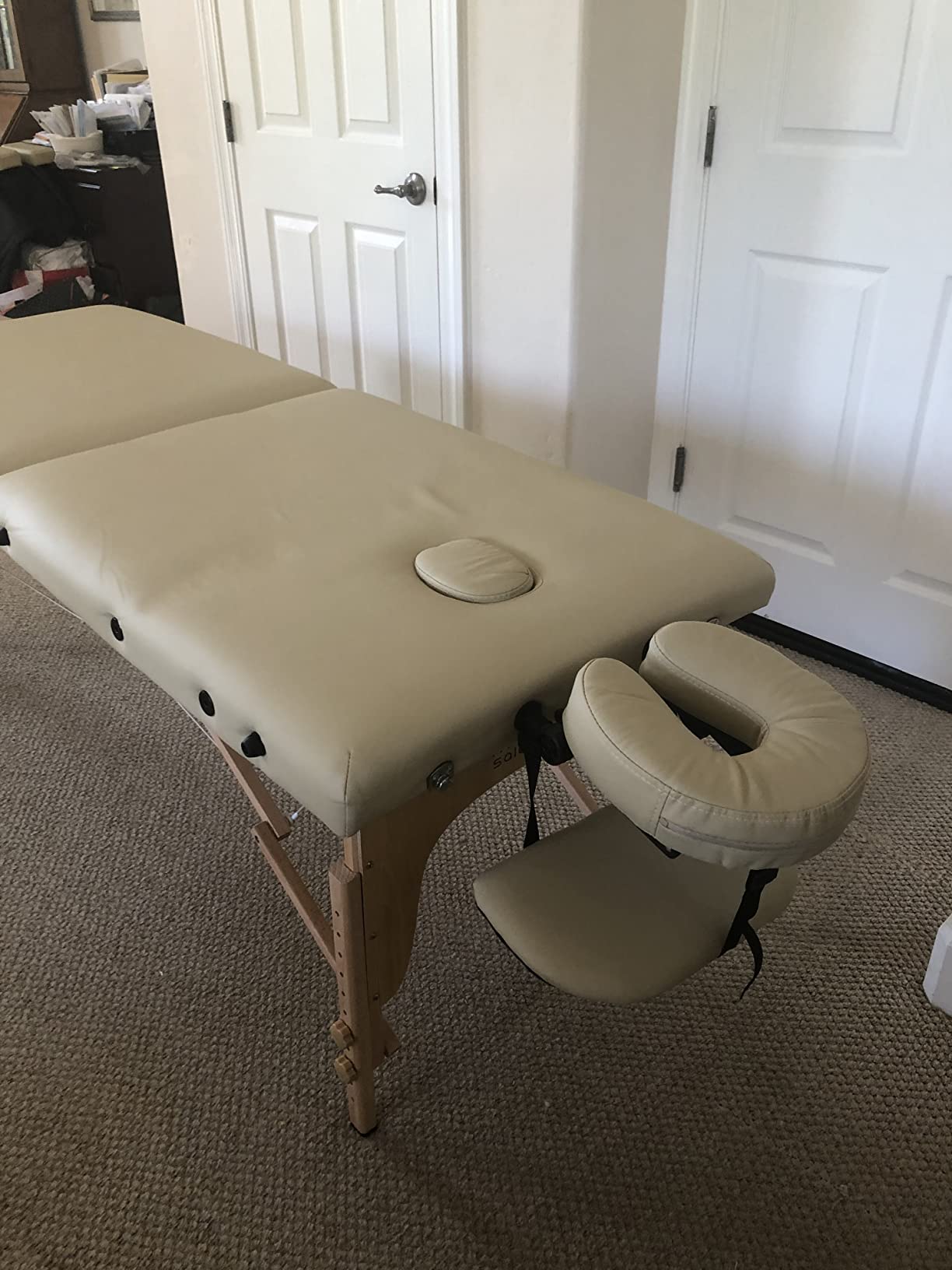 Saloniture Professional Portable Folding Massage Table with Carrying Case customer photo 2