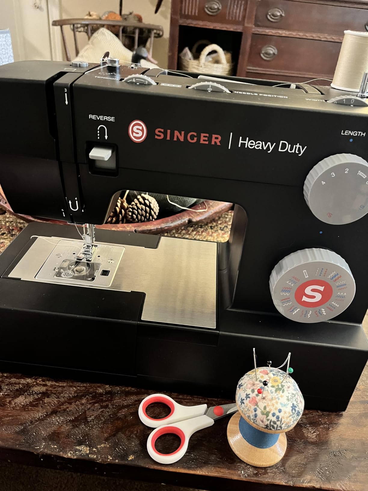 SINGER Heavy Duty 4432 High Speed Sewing Machine | 32 Built-In Stitches, 110 Stitch Applications, 50% More Power for Thick Fabrics, 1100 Stitches/Min, 1-Step Buttonhole customer photo 2
