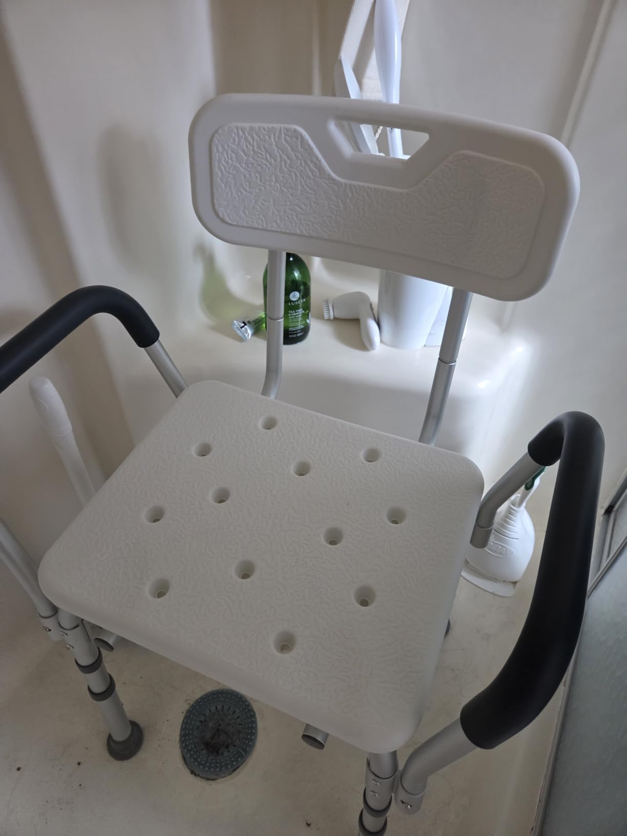 Drive Medical Shower Chair with Back & Padded Arms - Adjustable Height Bath Seat for Safety & Comfort - Lightweight Aluminum Construction - 350 Lb Capacity - White customer photo 1