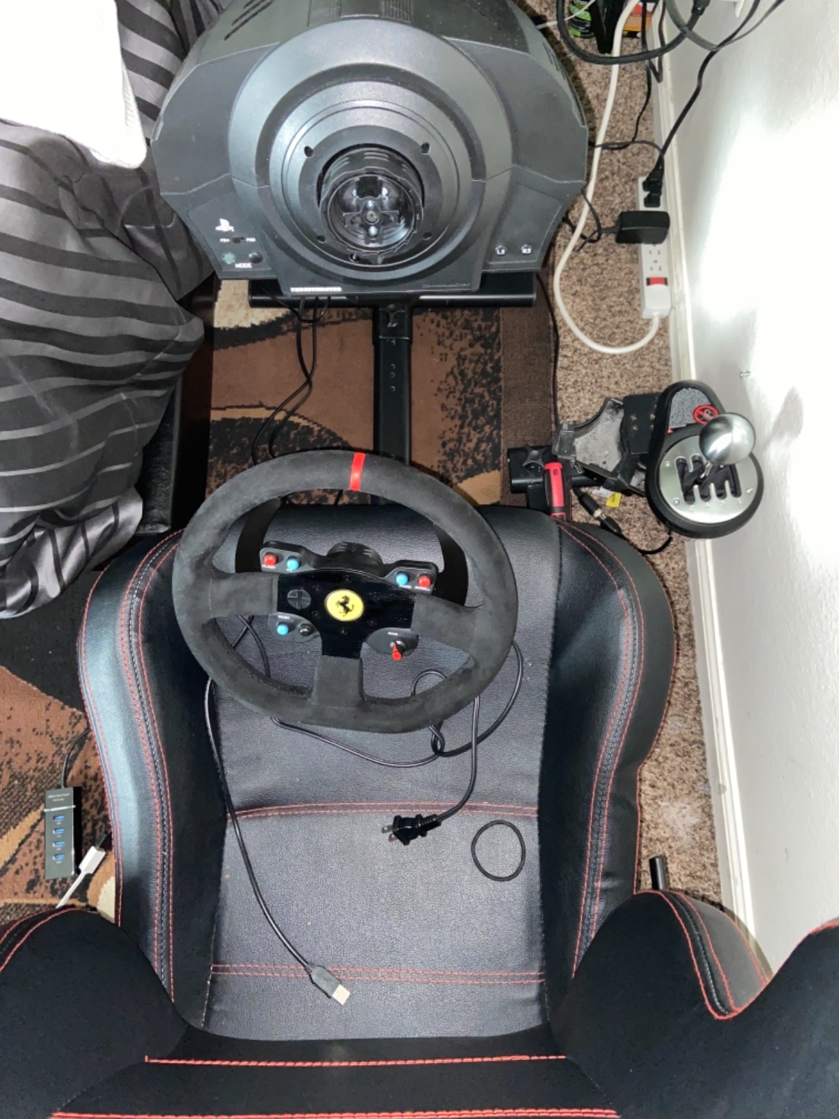 Thrustmaster T300 Force Feedback Ferrari Integral RW Alcantara Edition Racing Wheel (compatible with PS5, PS5 Pro, PS4 & PC) customer photo 2