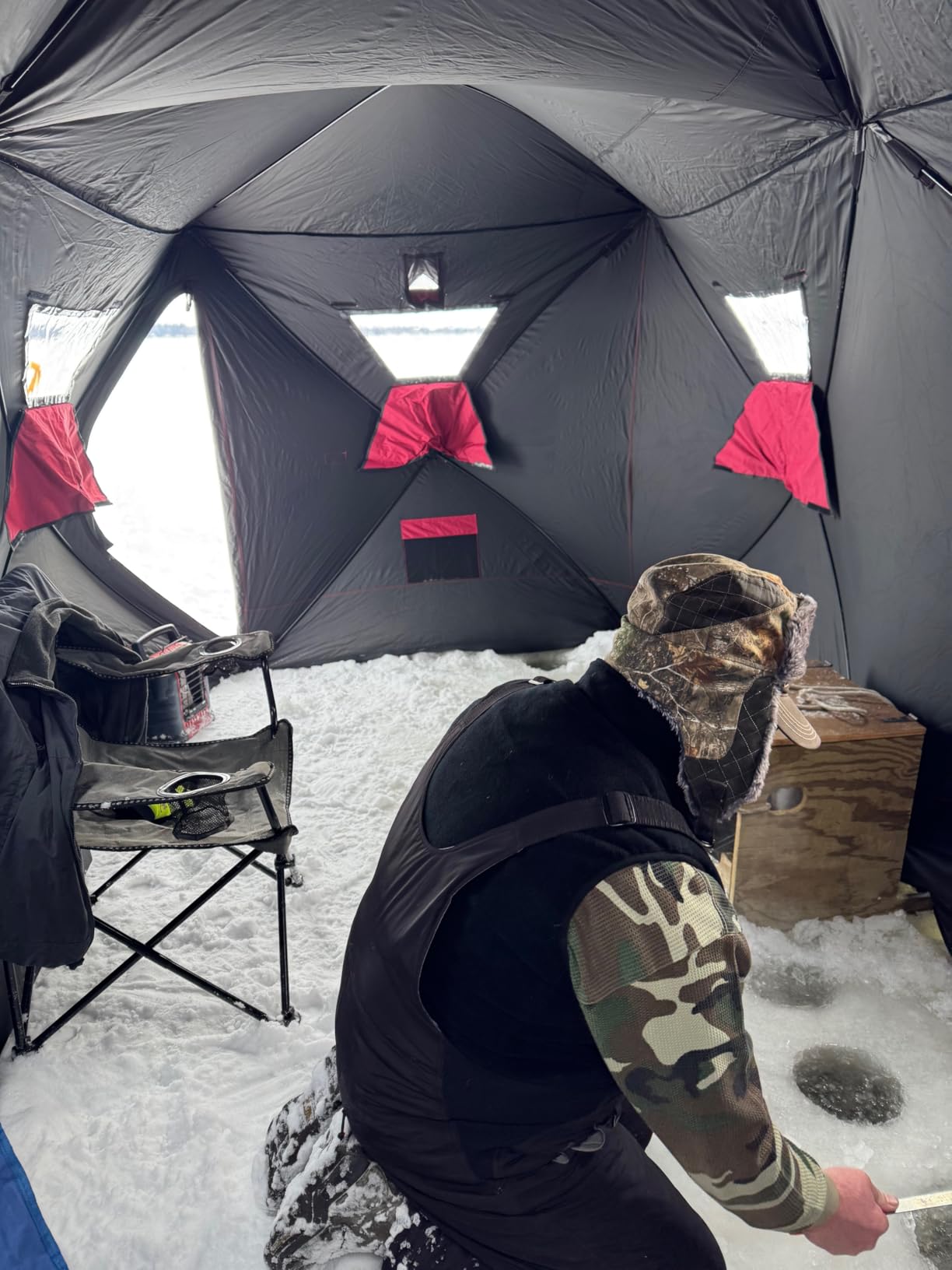 THUNDERBAY Ice Cube Series Pop-Up Hub-Style Ice Fishing Shelter, 68-112 Square Feet of Fishable Area, Portable 6-8 Person Ice Shanty customer photo 2