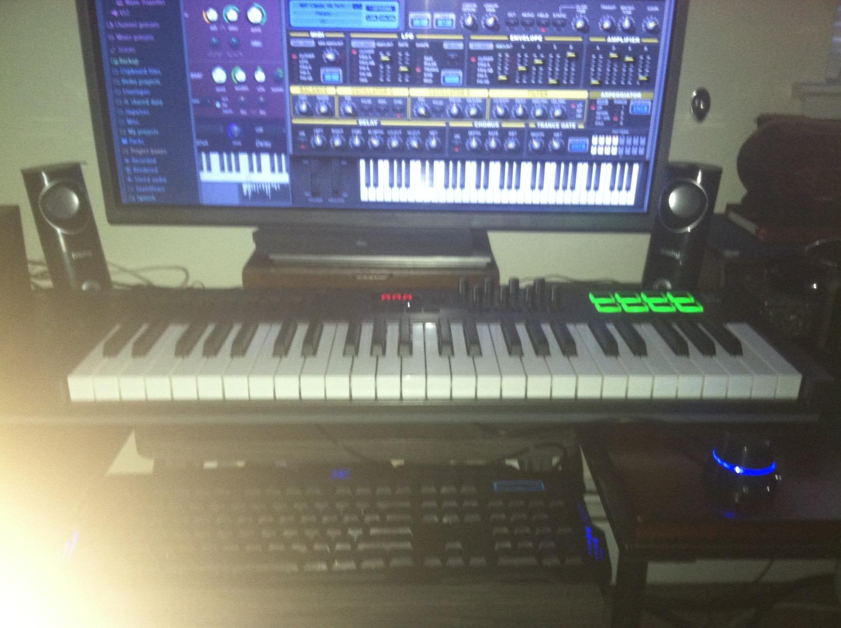 Nektar Impact LX49+ USB MIDI Controller Keyboard with Nektar DAW Integration, Dark Grey customer photo 1
