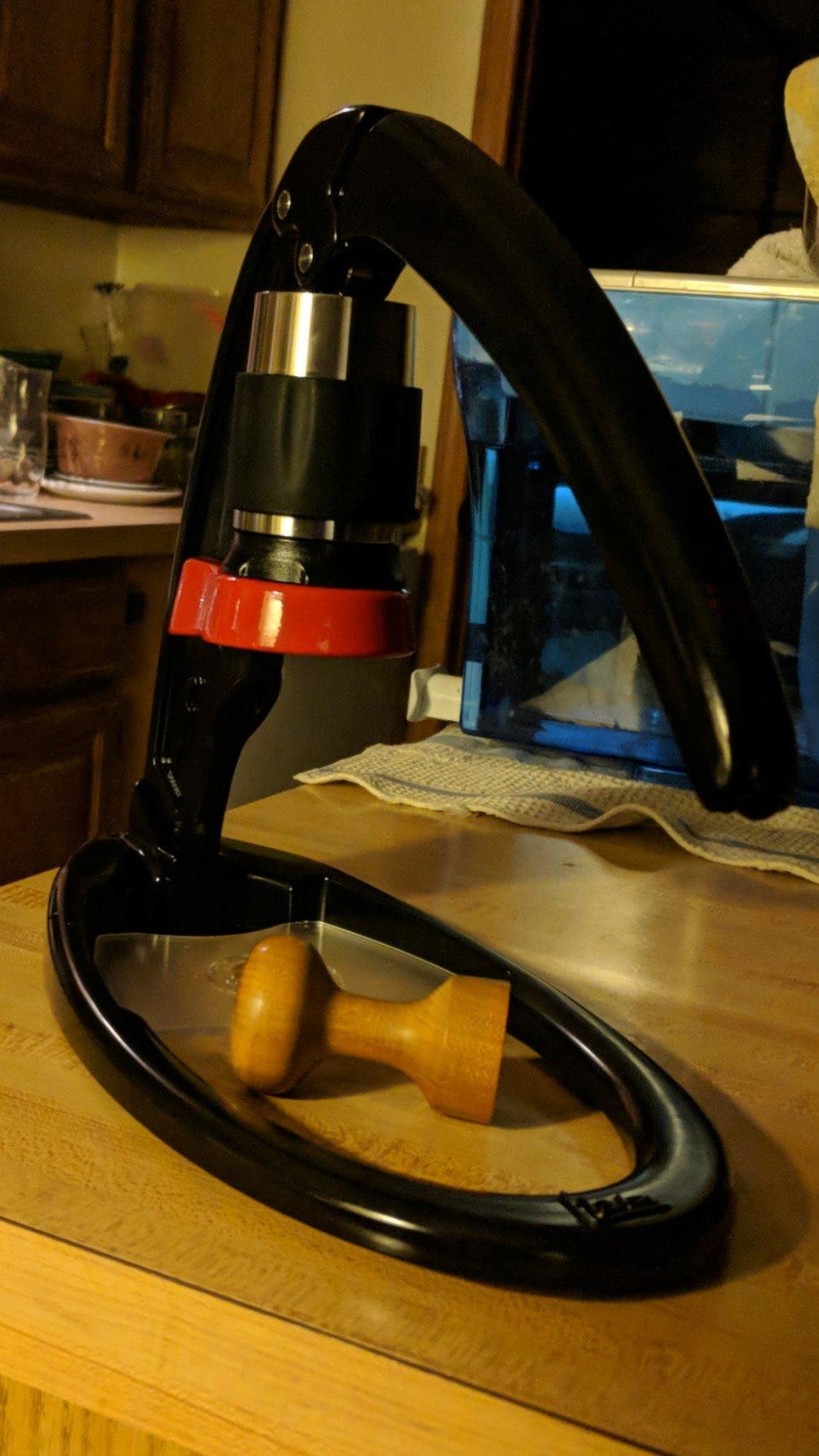 Flair UPDATED Espresso Maker - Classic: All manual lever espresso maker for the home - Pressure gauge and two portafilters included customer photo 1