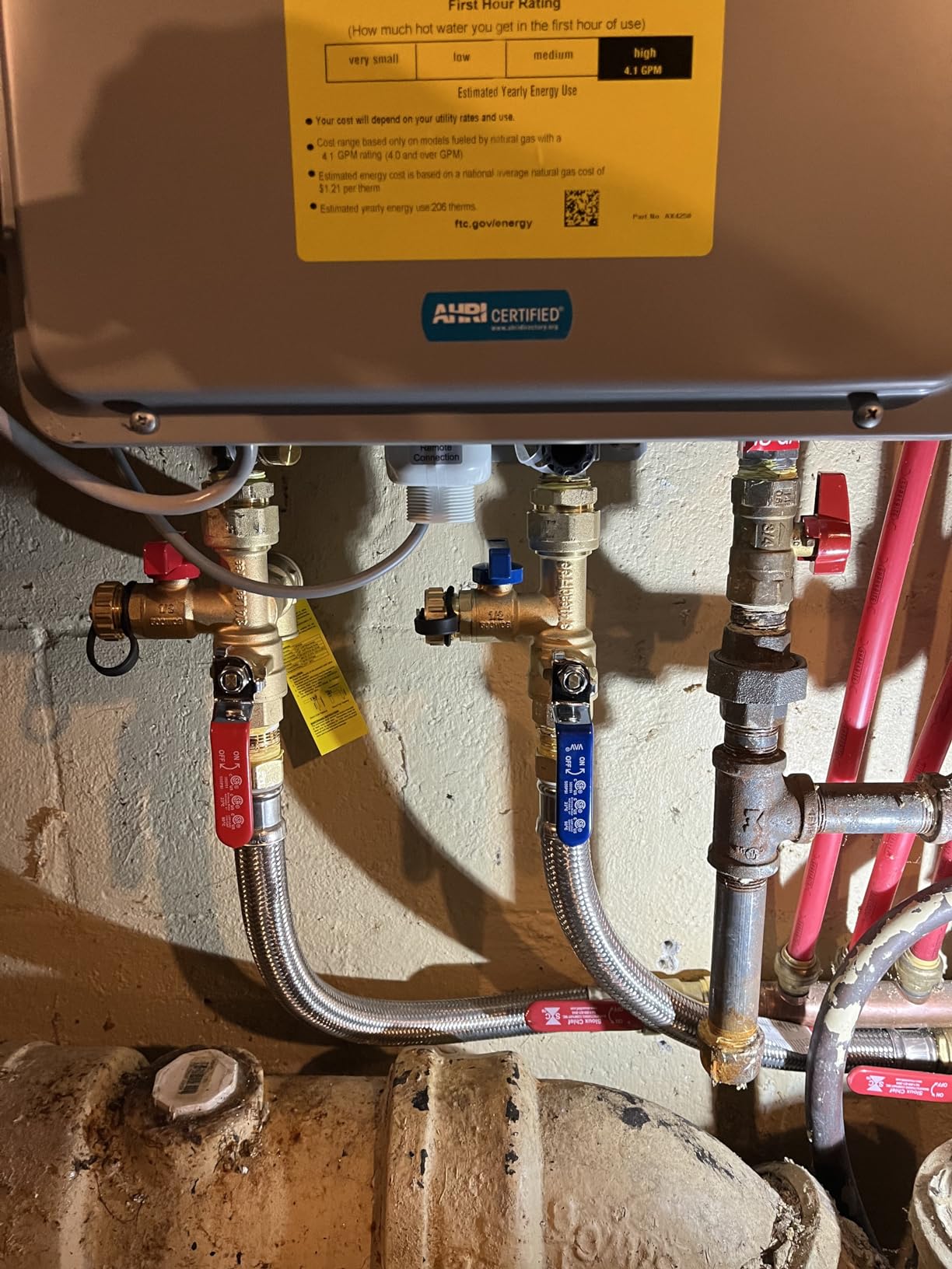 Rheem Mid-Efficiency 7.0GPM Indoor Natural Gas Tankless Water Heater customer photo 2