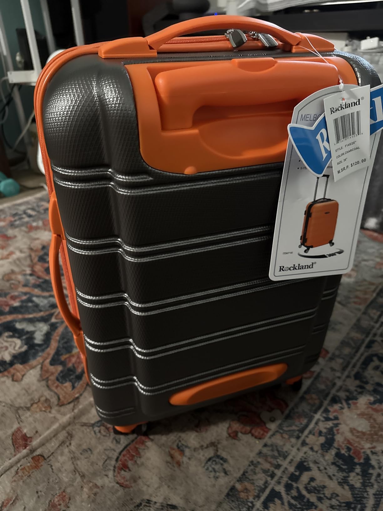 Rockland Melbourne Hardside Expandable Spinner Wheel Luggage, Mint, Checked Large 28