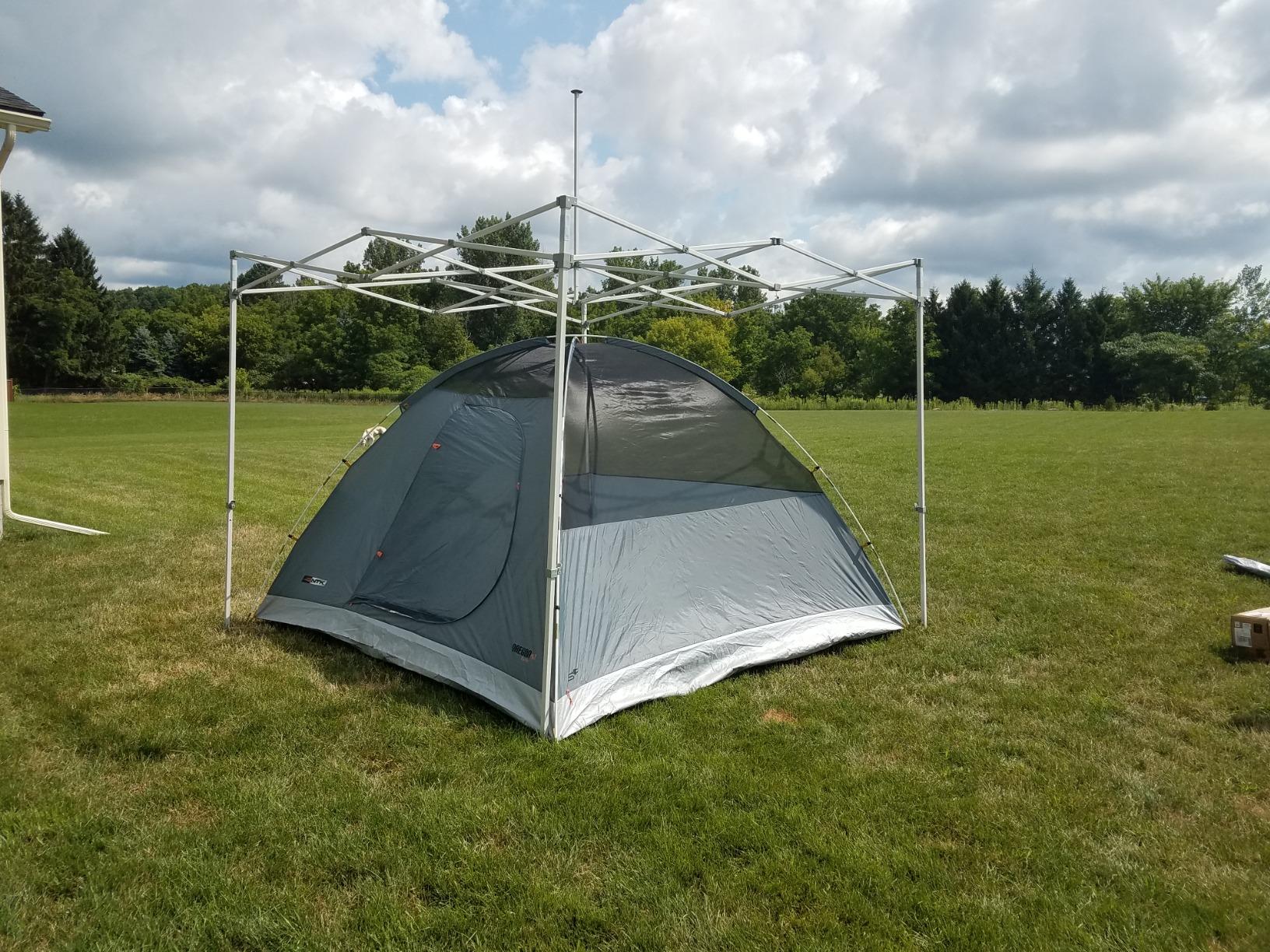 Eurmax USA 10x10ft Pop Up Canopy, Commercial Instant Tent for Outdoor Events, Patented No-Tip Rolling Storage Bag with 4 Sandbags, UV & Water Resistant, Heavy Duty Portable Shelter Gazebo customer photo 2