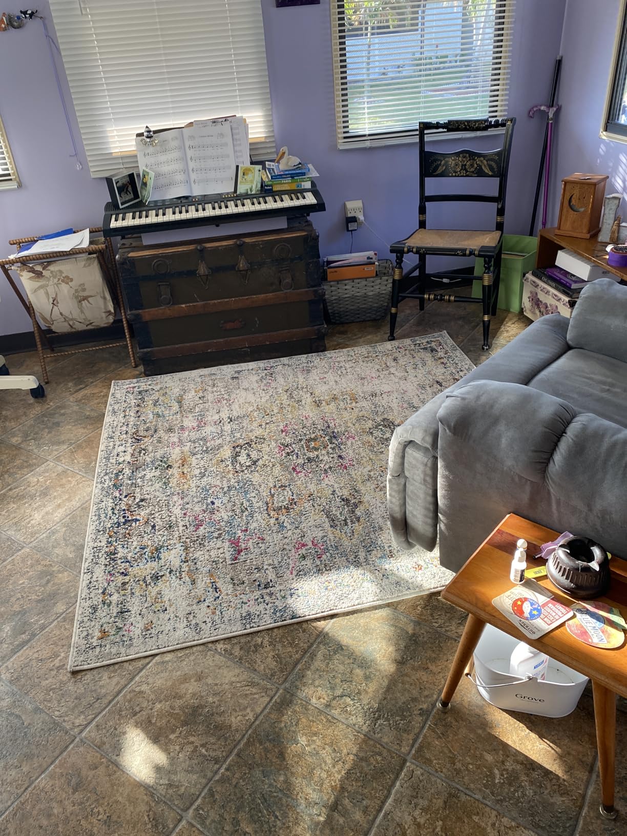 SAFAVIEH Area Rug 9x12 - Madison Collection - Large - Cream & Blue, Boho Chic Distressed Medallion Design, Non-Shedding & Easy to Clean, Ideal for Living Room, Bedroom, Dining Space (MAD473B) customer photo 2