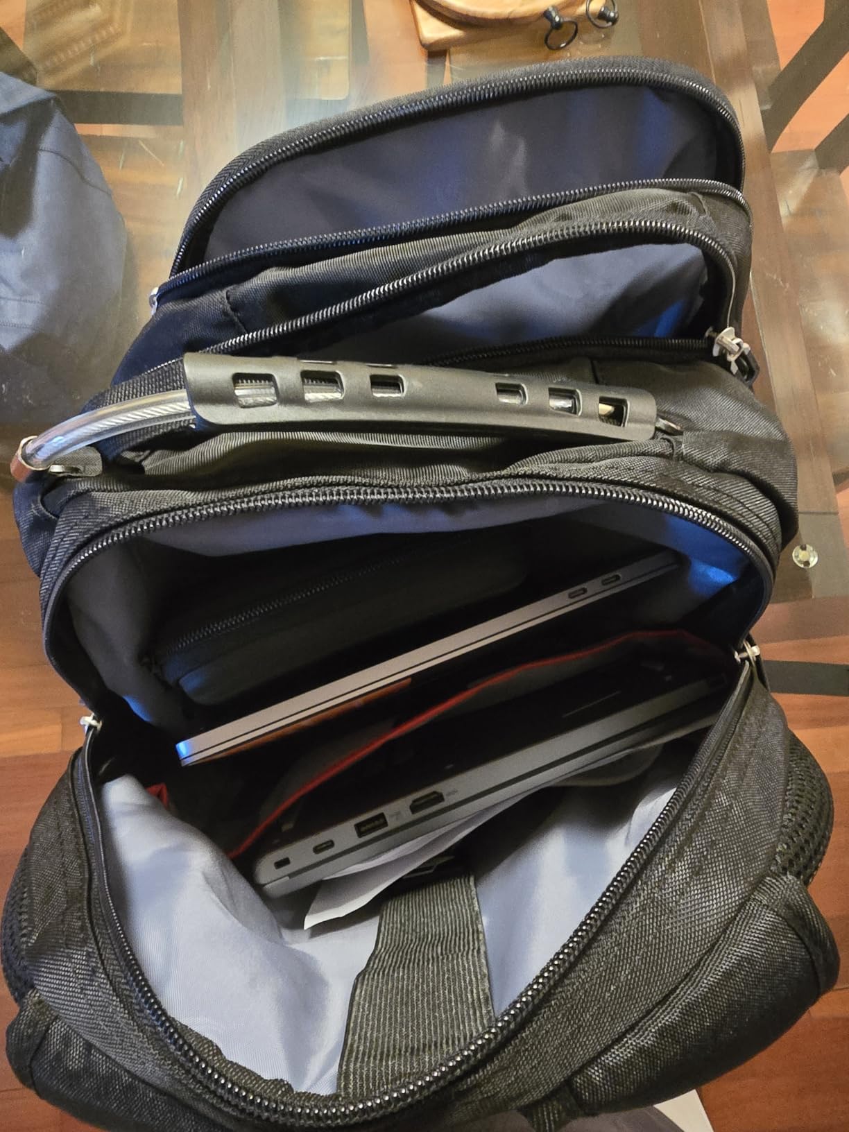 SHRRADOO Extra Large Travel Laptop Backpack for Men, Work College Backpacks customer photo 2