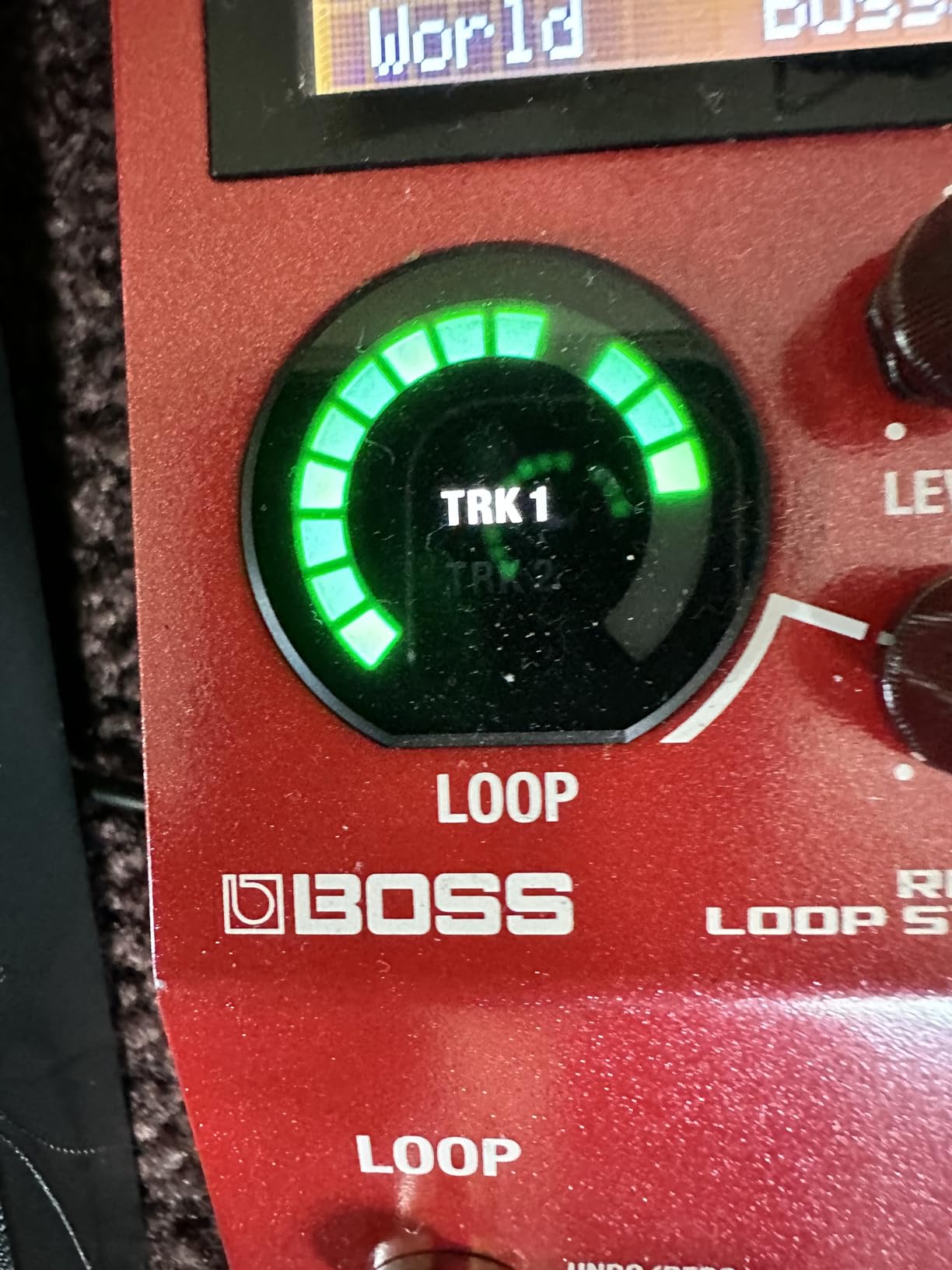 BOSS RC-10R Rhythm Loop Station | Song-Based Looping & Dynamic Rhythms in a Small Footprint | 280 Preset Styles | 16 Versatile Drum Kits | 2-Track Operation | Full MIDI I/O customer photo 1