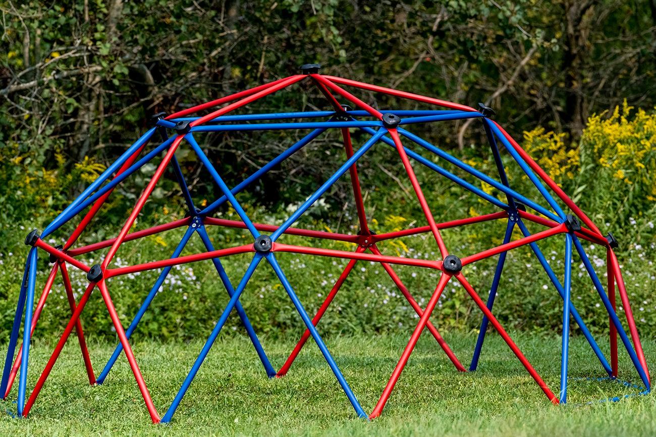 Lifetime 90951 Geometric Dome Climber Jungle Gym, 5.5' High x 11' Wide, Mantis Green & Bronze, 66-Inch customer photo 1