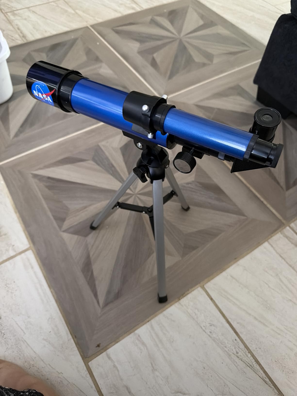 NASA Lunar Telescope for Kids - 90x Magnification, Includes Two Eyepieces, Tabletop Tripod, and Finder Scope - Kids Telescope for Astronomy Beginners, Space Toys, NASA Gifts (Amazon Exclusive) customer photo 1