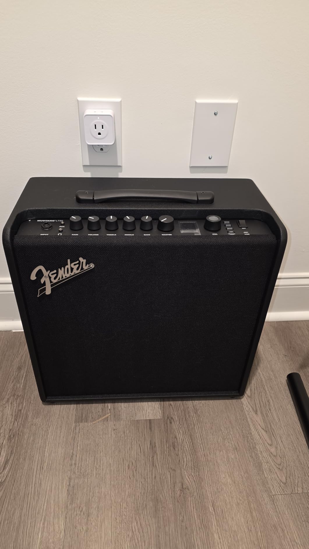 Fender Mustang LT50 Guitar Amp, 50 Watts, 30 Preset Effects with USB Audio Interface for Recording customer photo 1