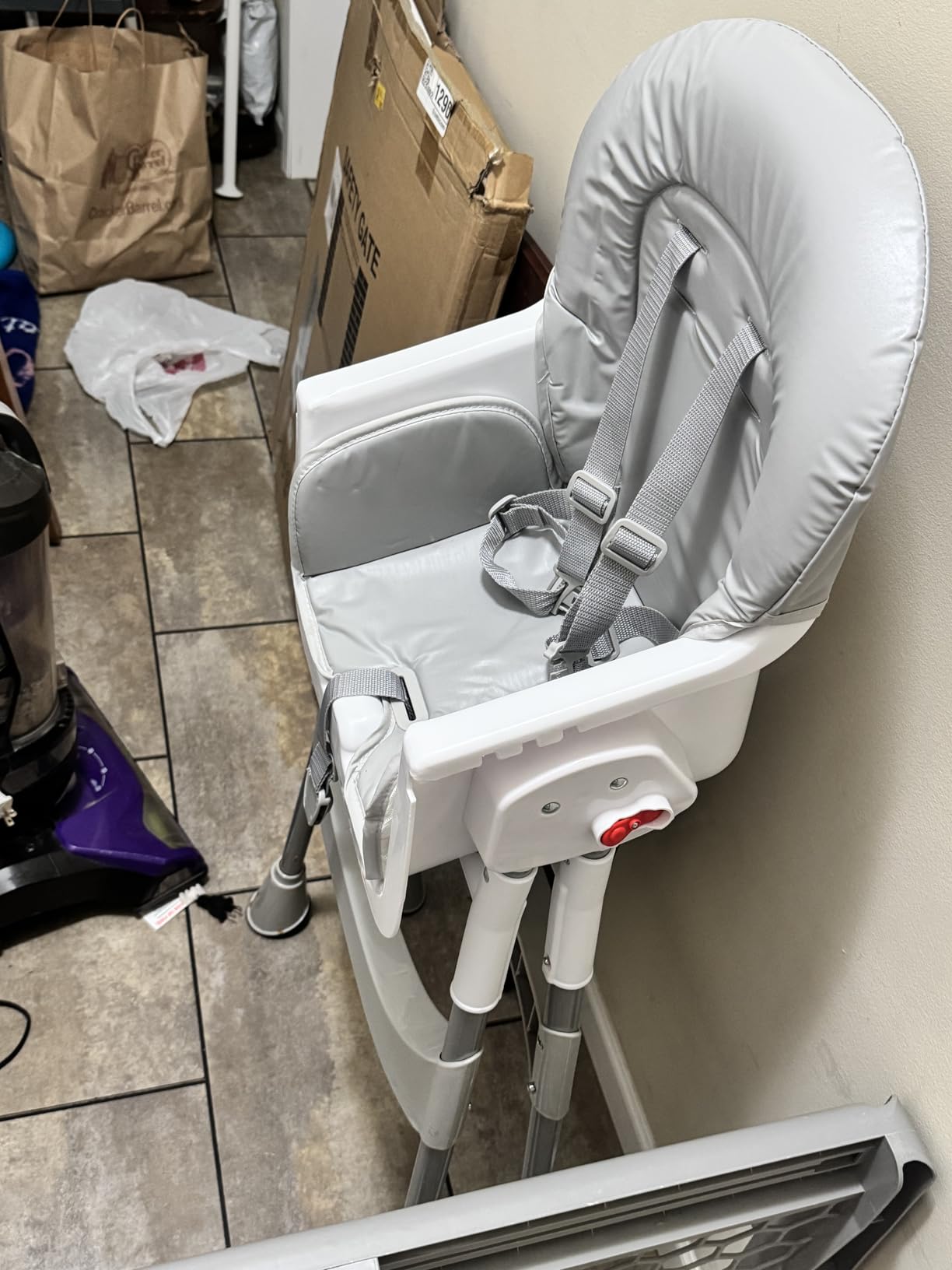 Dream On Me TableTalk 2-in-1 High Chair for Baby and Toddler - Convertible High Chair to Junior Chair, Steel Frame, Quick Folding - Pink customer photo 1