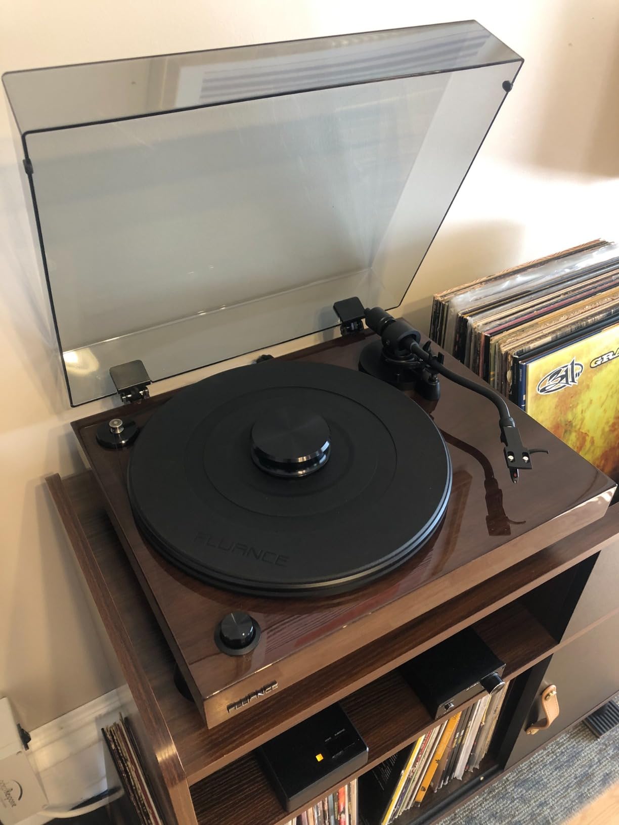 Fluance RT82 Reference High Fidelity Vinyl Turntable Record Player with Ortofon OM10 Cartridge, Speed Control Motor, High Mass MDF Wood Plinth, Vibration Isolation Feet - Bamboo customer photo 2